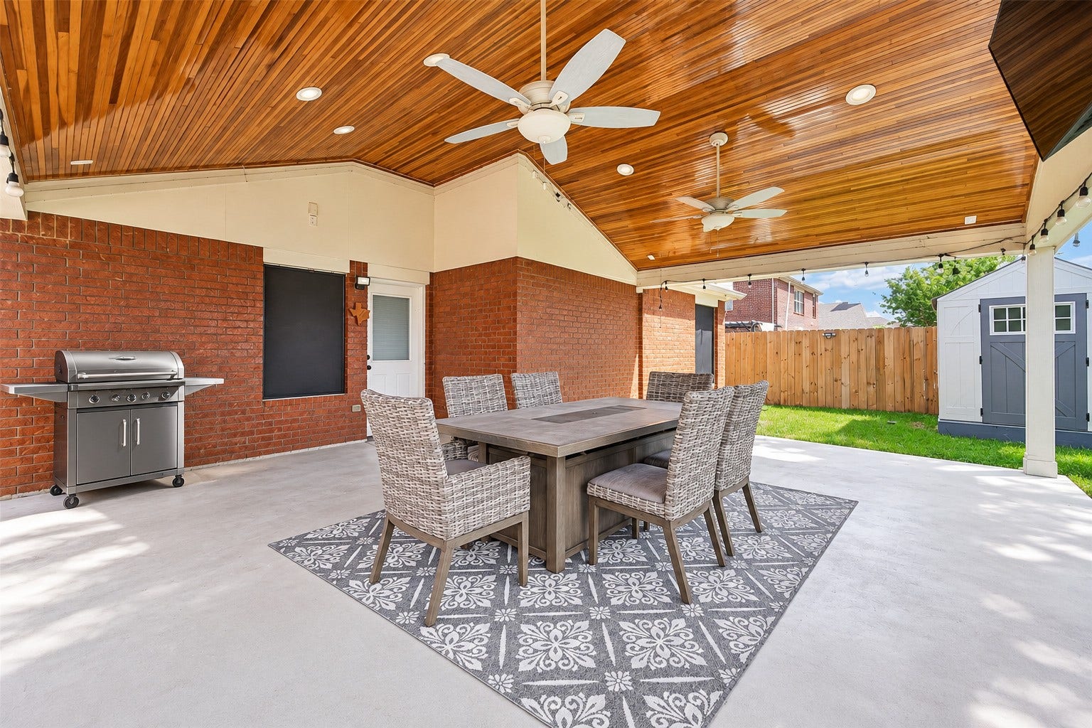 10219 Sulphur Stream Drive, Houston, TX 77095 10219 Sulphur Stream Drive, Houston, TX 77095