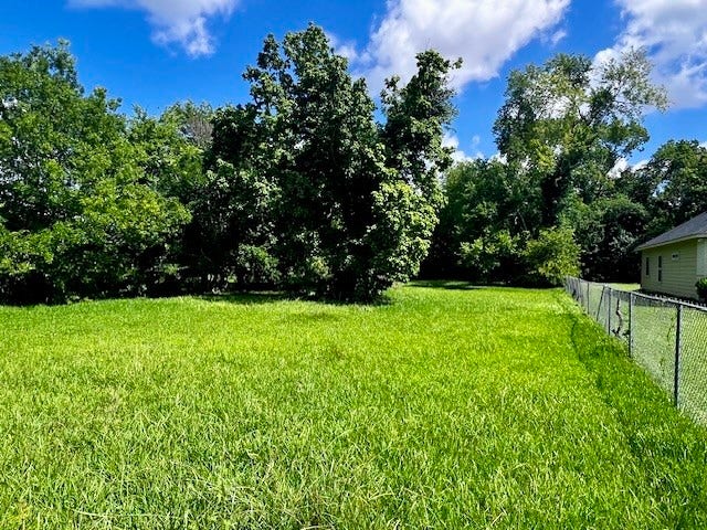 Property photo for 5125 Clover St Street, Houston, TX