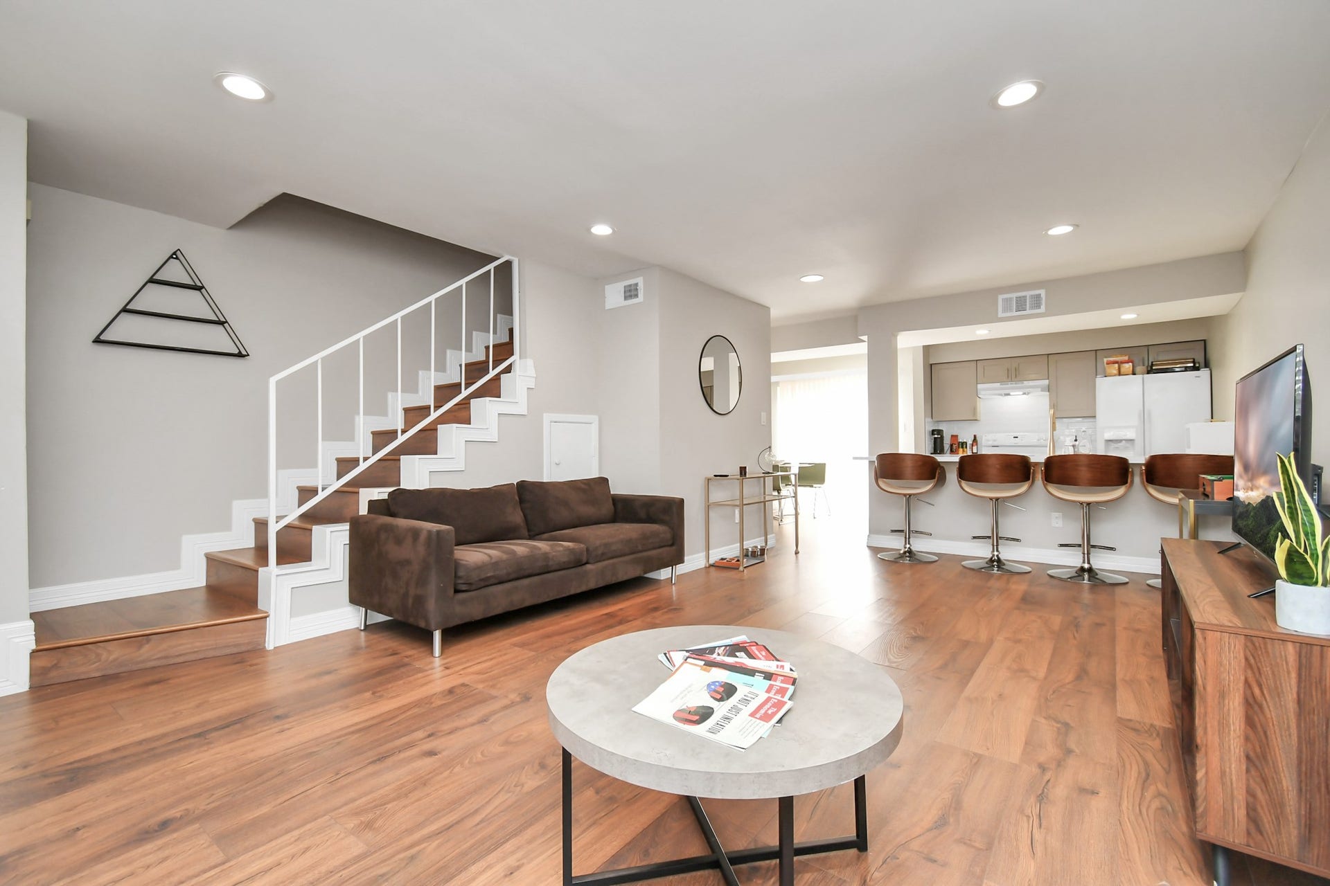 6111 Beverly Hill Street, #62, Houston, TX 77057 6111 Beverly Hill Street, #62, Houston, TX 77057