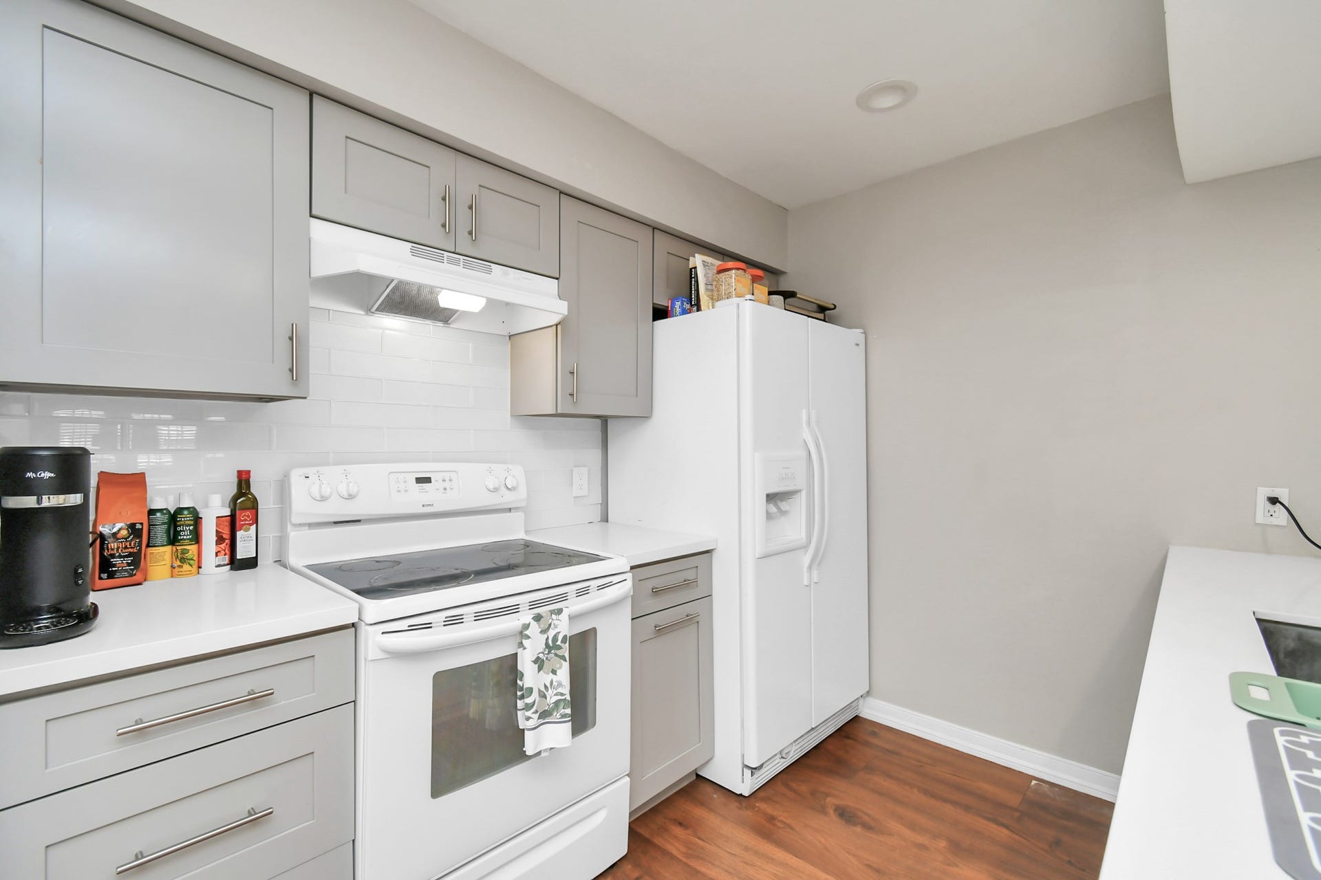 6111 Beverly Hill Street, #62, Houston, TX 77057 6111 Beverly Hill Street, #62, Houston, TX 77057