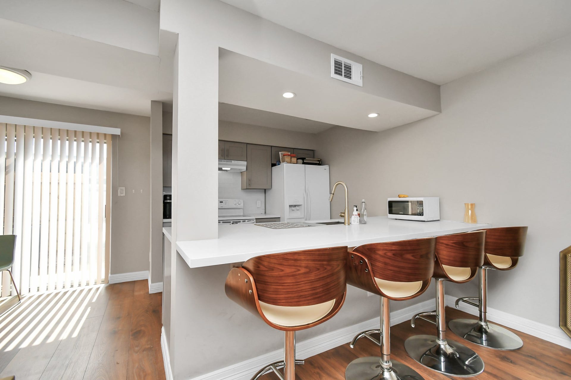 6111 Beverly Hill Street, #62, Houston, TX 77057 6111 Beverly Hill Street, #62, Houston, TX 77057