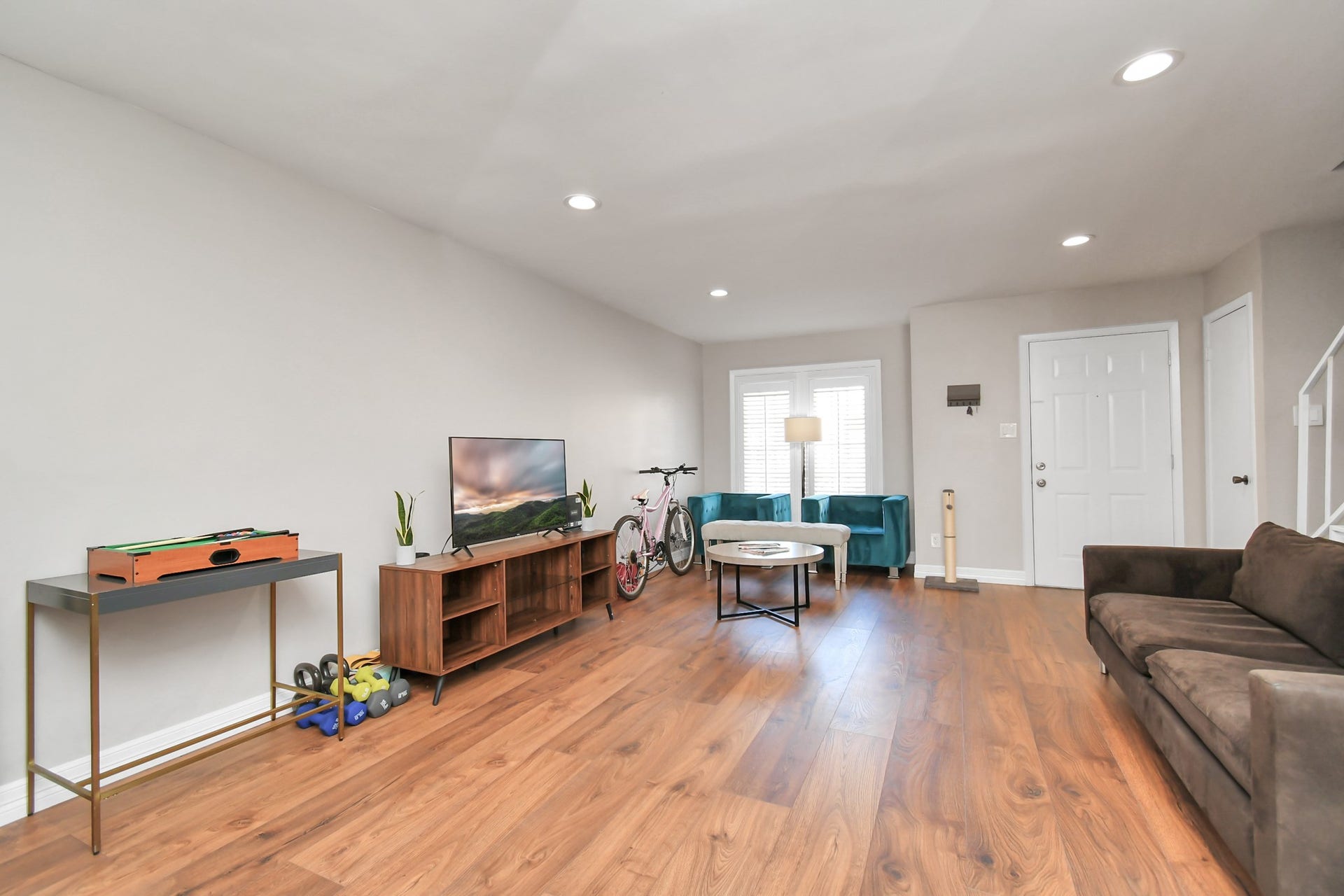 6111 Beverly Hill Street, #62, Houston, TX 77057 6111 Beverly Hill Street, #62, Houston, TX 77057