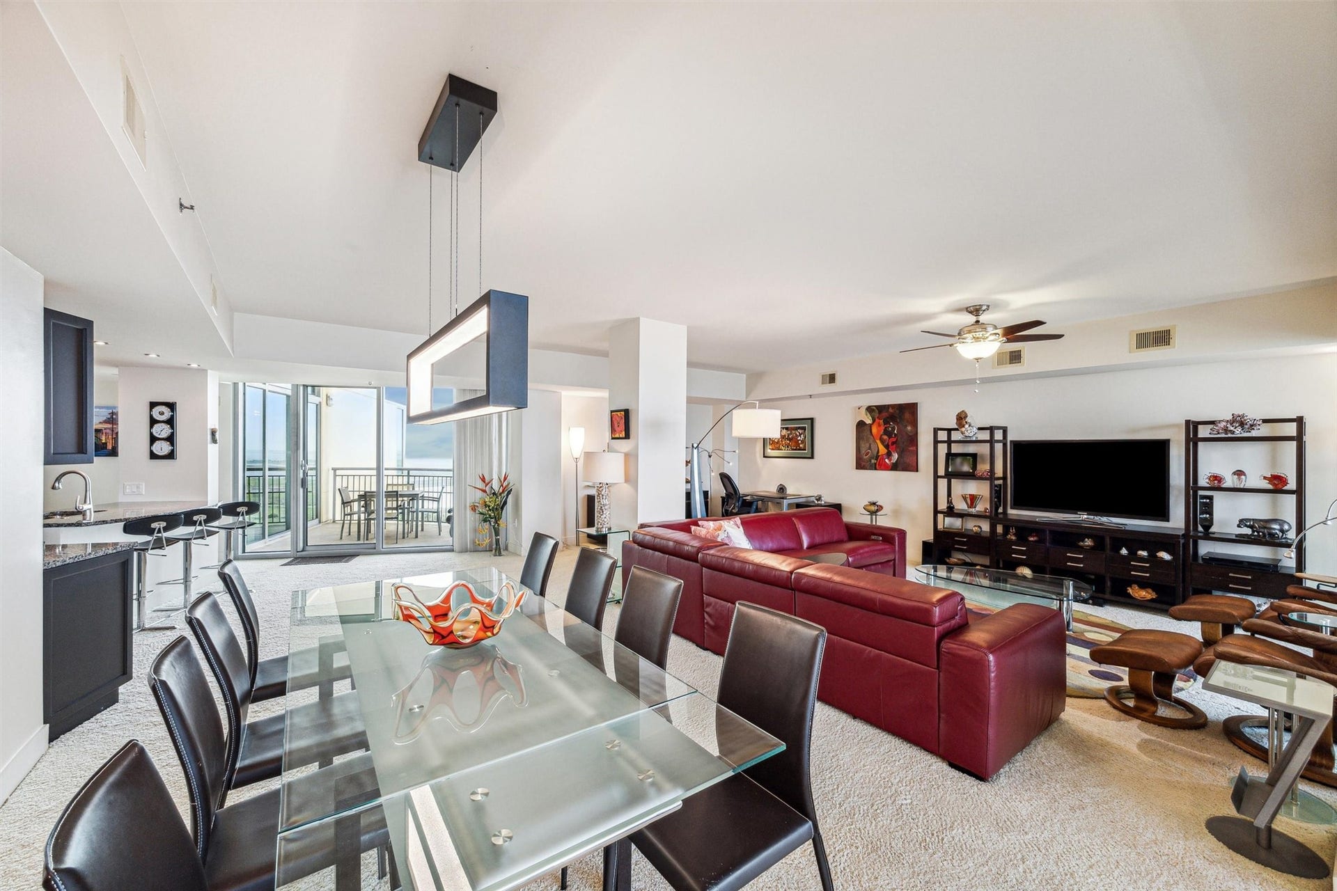 801 E Beach Drive, #TW1600, Galveston, TX 77550 801 E Beach Drive, #TW1600, Galveston, TX 77550