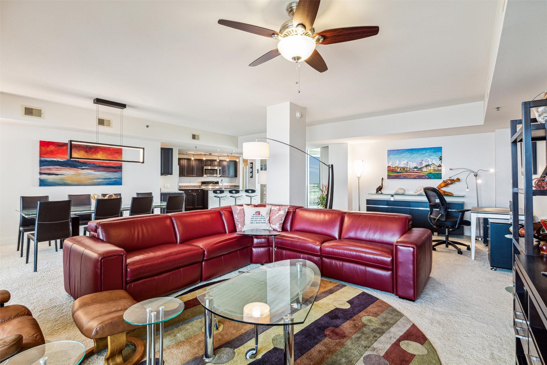 801 E Beach Drive, #TW1600, Galveston, TX 77550 Ton of natural lighting