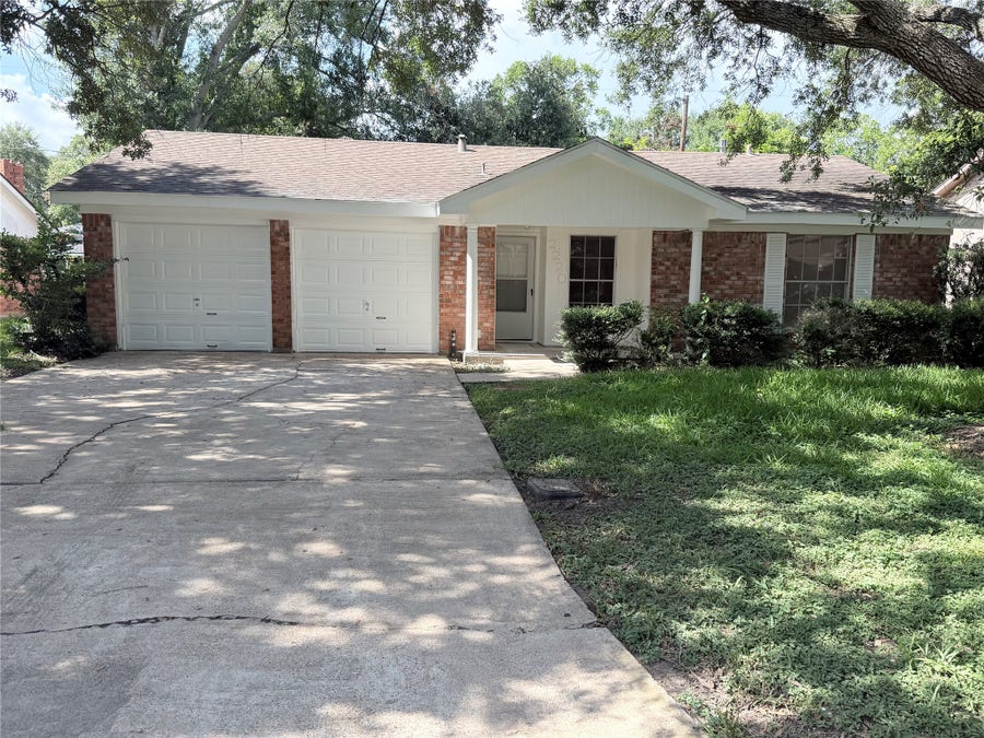 Property photo for 2220 Ripple Creek Drive, Rosenberg, TX