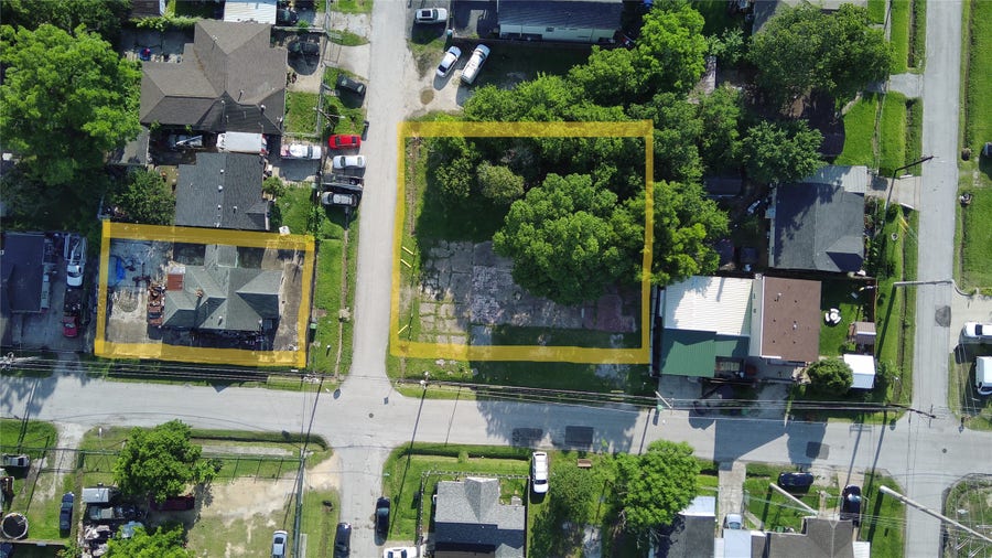 Property photo for 1310 Roosevelt Street, Houston, TX