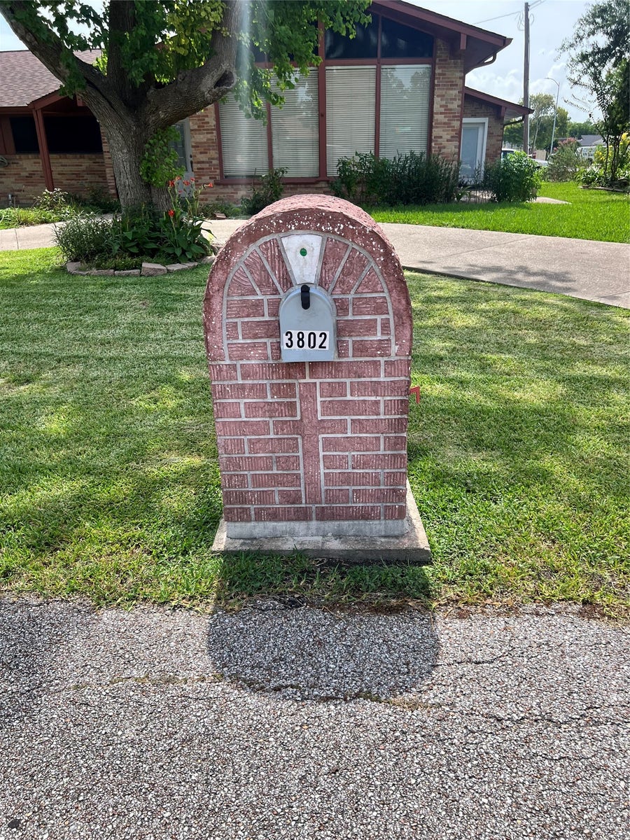Property photo for 3802 Dolphin Lane, La Porte, TX