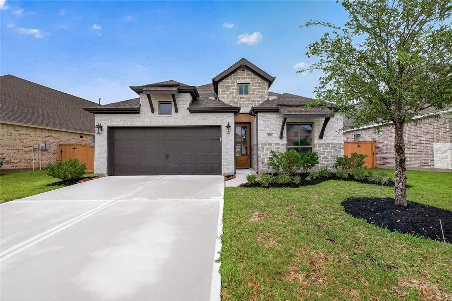 Property photo for 8758 Harbor Pines Drive, Cypress, TX