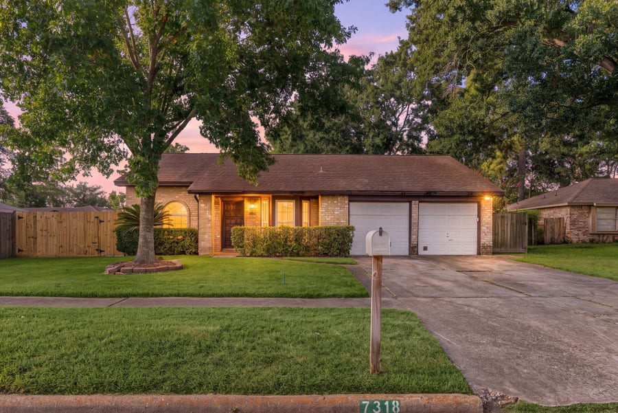 Property photo for 7318 Foxhurst Lane, Humble, TX