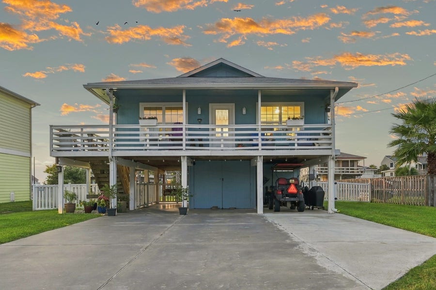 Property photo for 16630 Jamaica Inn Road, Jamaica Beach, TX