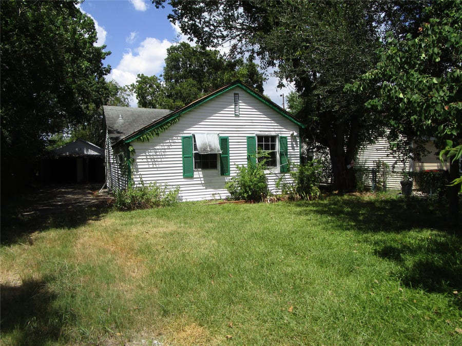 Property photo for 1306 Pershing Street, Baytown, TX