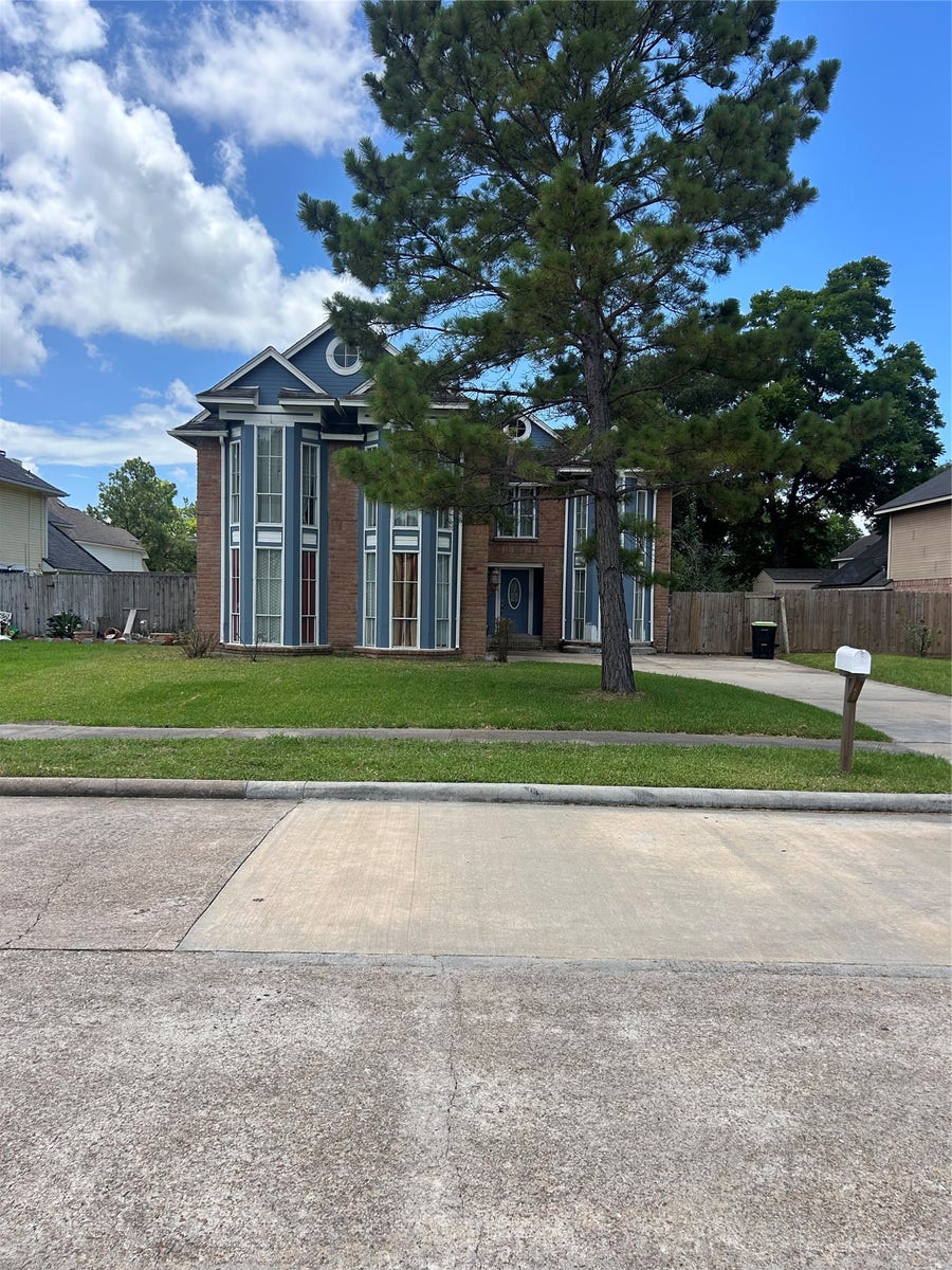 Property photo for 14715 Mesa Vista Drive, Houston, TX