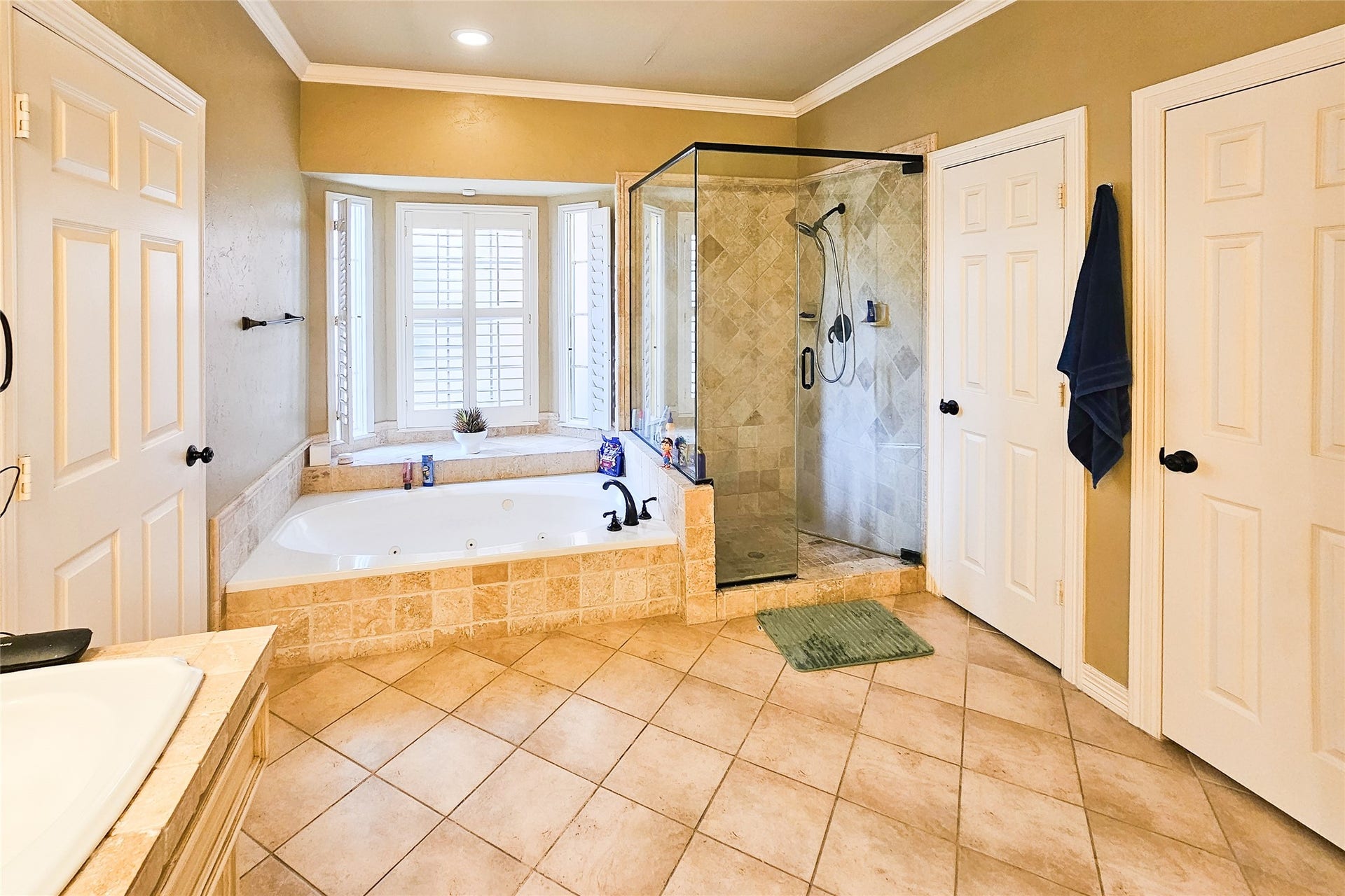 5007 Cambridge Street, Sugar Land, TX 77479 5007 Cambridge Street, Sugar Land, TX 77479