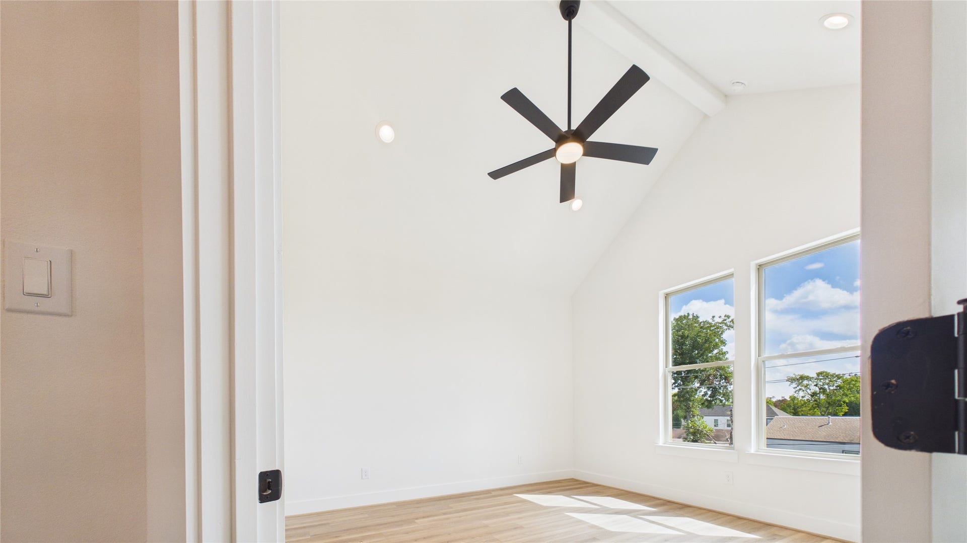 4207 Arlington Street, Houston, TX 77018 4207 Arlington Street, Houston, TX 77018