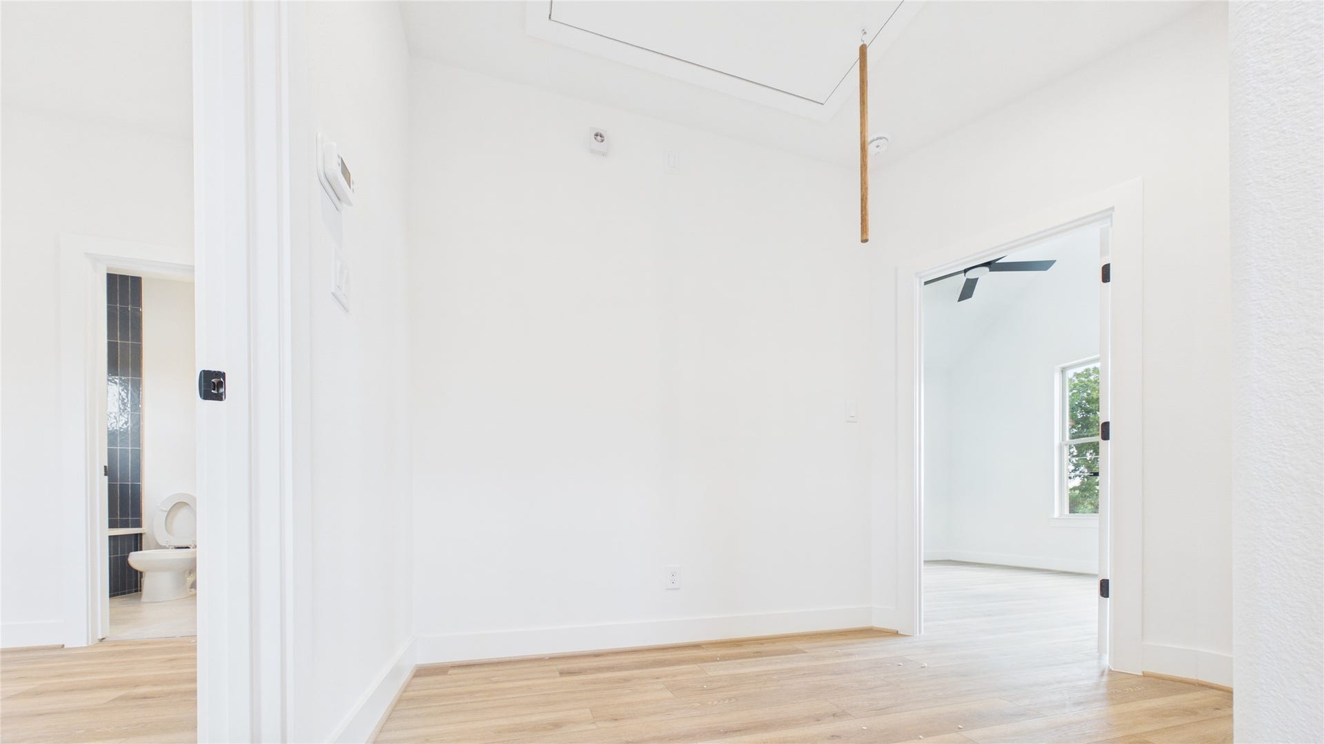 4207 Arlington Street, Houston, TX 77018 Third floor
