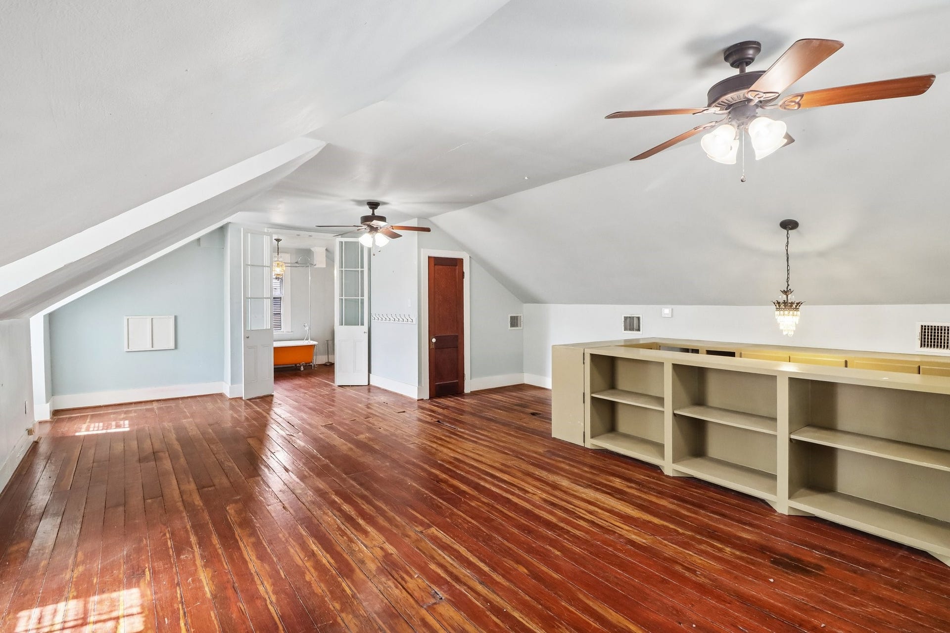 2318 Avenue M, Galveston, TX 77550 2318 Avenue M, Galveston, TX 77550