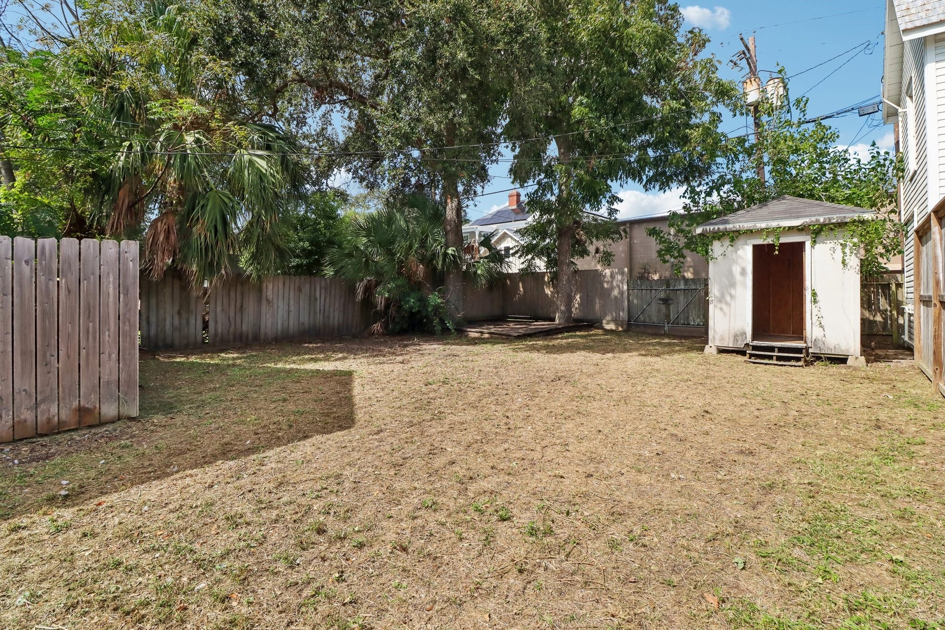2318 Avenue M, Galveston, TX 77550 2318 Avenue M, Galveston, TX 77550