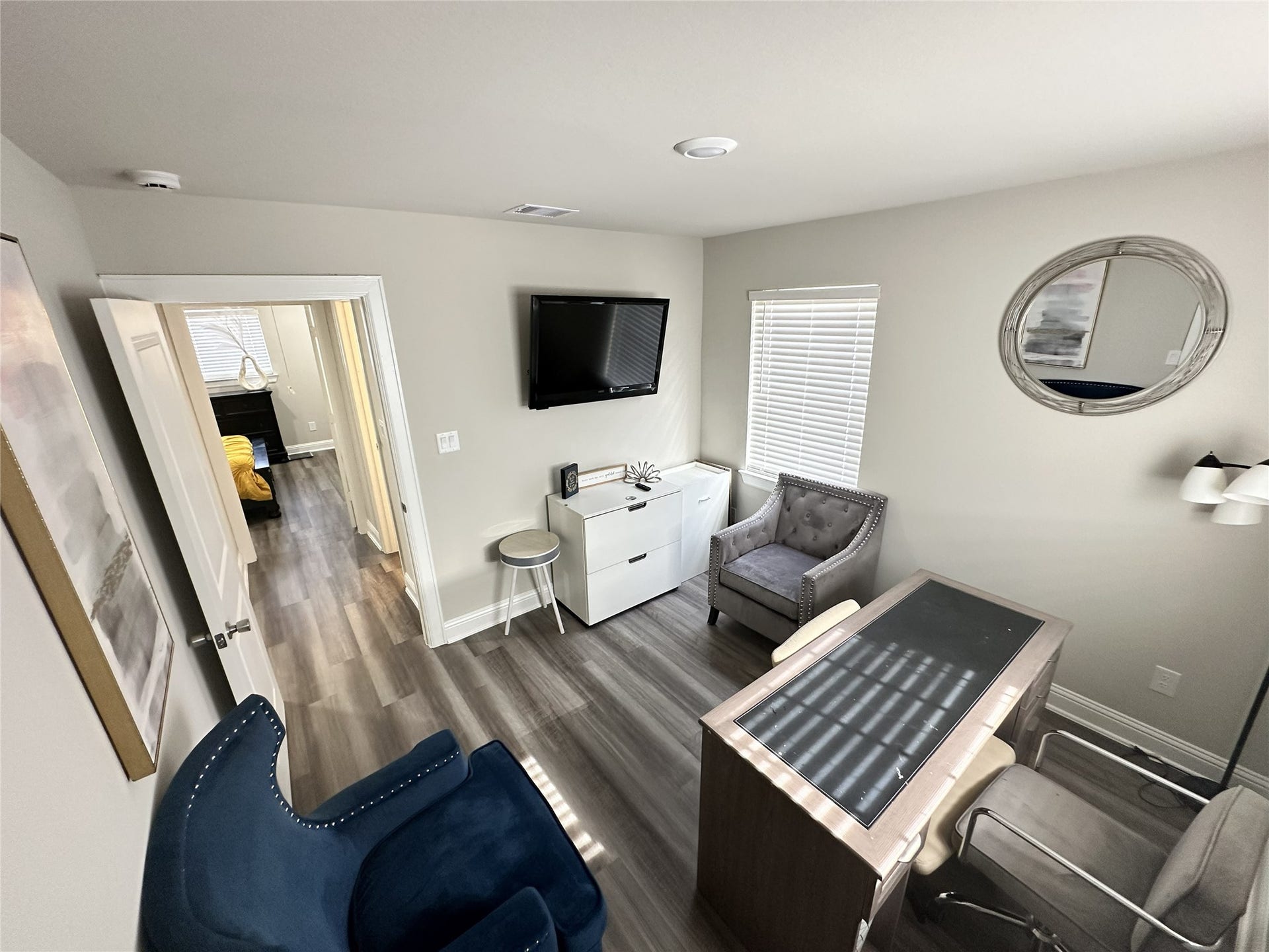 201 S 5th Street, Highlands, TX 77562