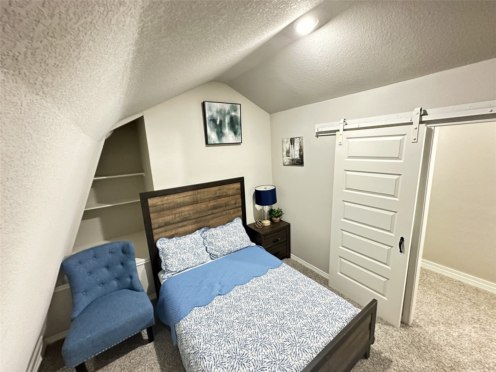 201 S 5th Street, Highlands, TX 77562