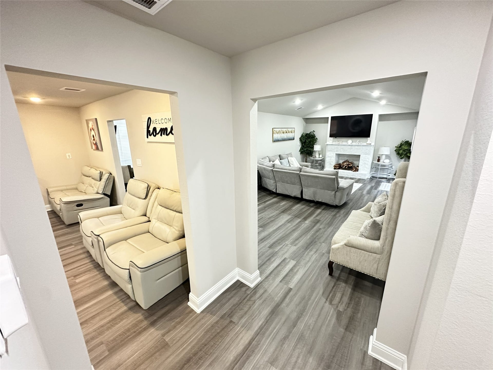 201 S 5th Street, Highlands, TX 77562