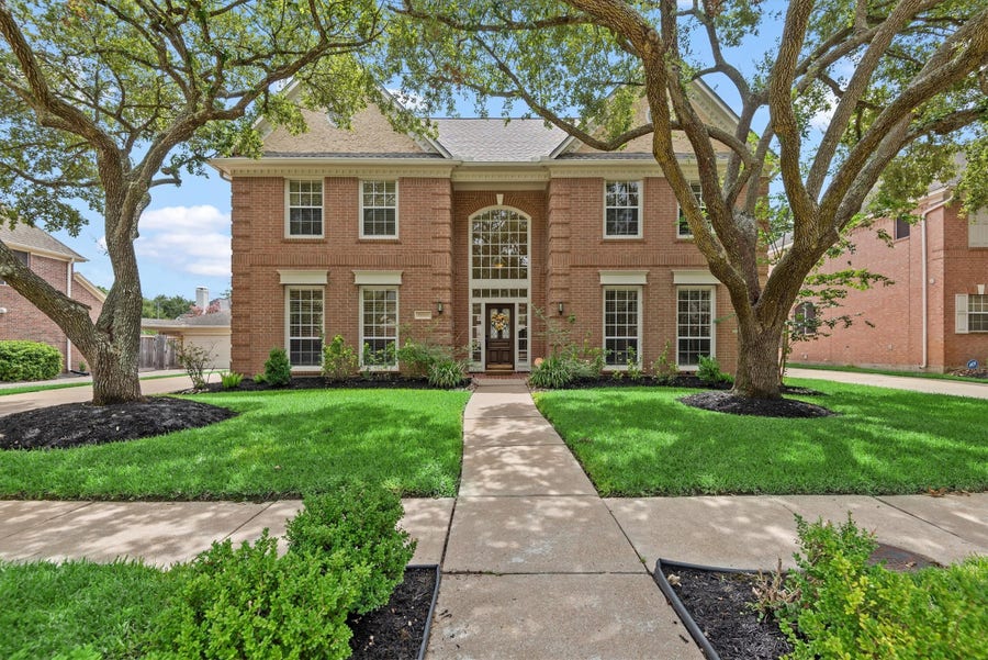 Property photo for 22007 Crossbrook Drive, Katy, TX