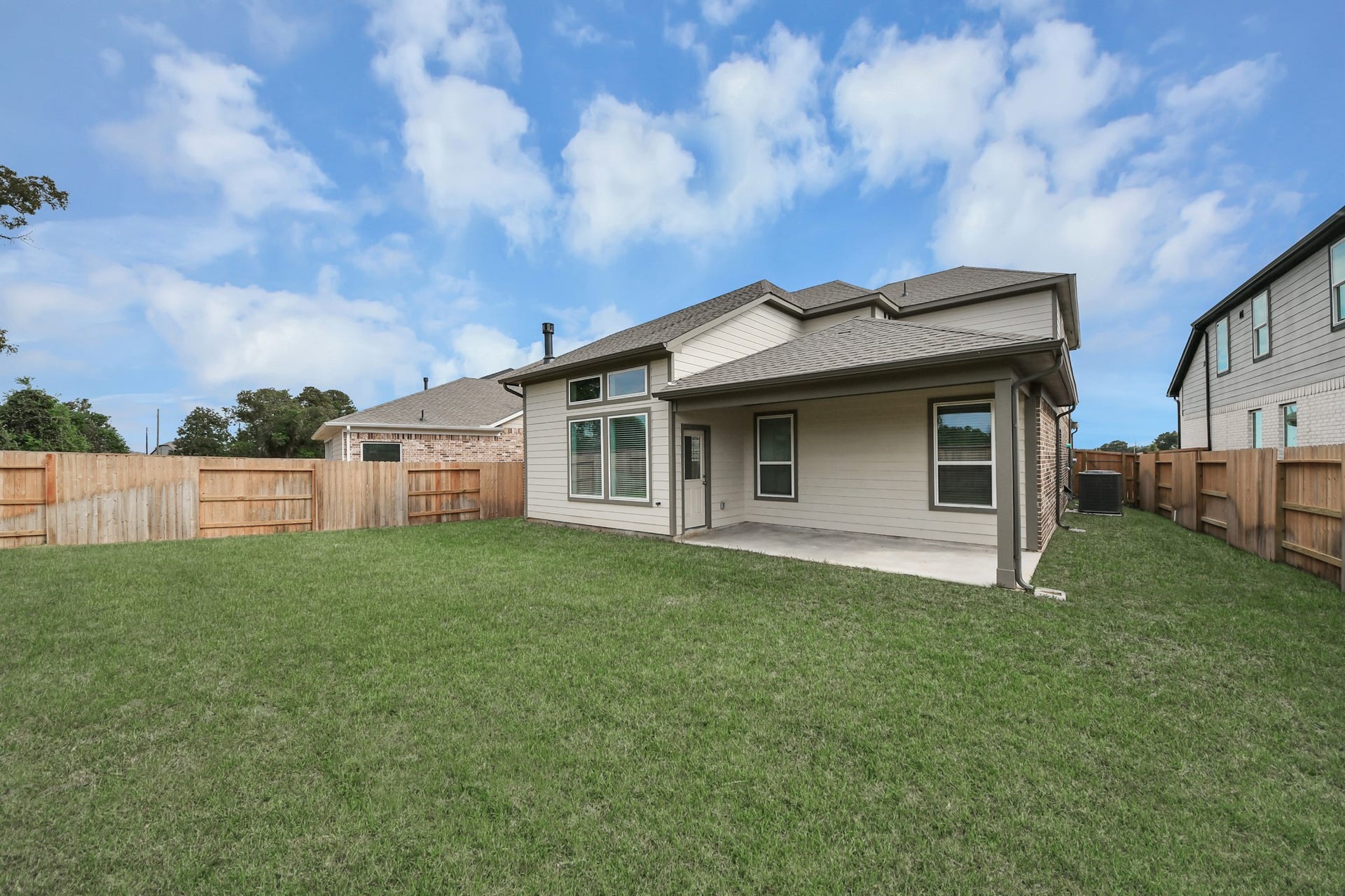 26359 Viva Drive, Magnolia, TX 77355 26359 Viva Drive, Magnolia, TX 77355