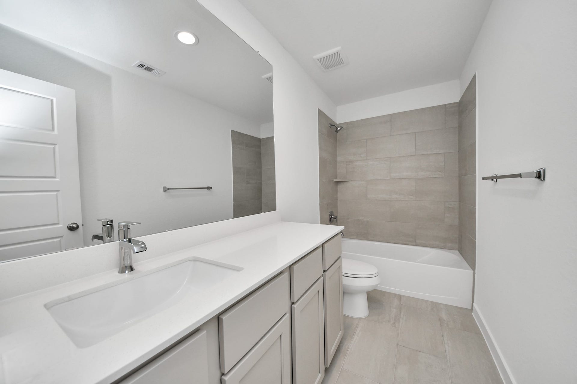 26359 Viva Drive, Magnolia, TX 77355 26359 Viva Drive, Magnolia, TX 77355