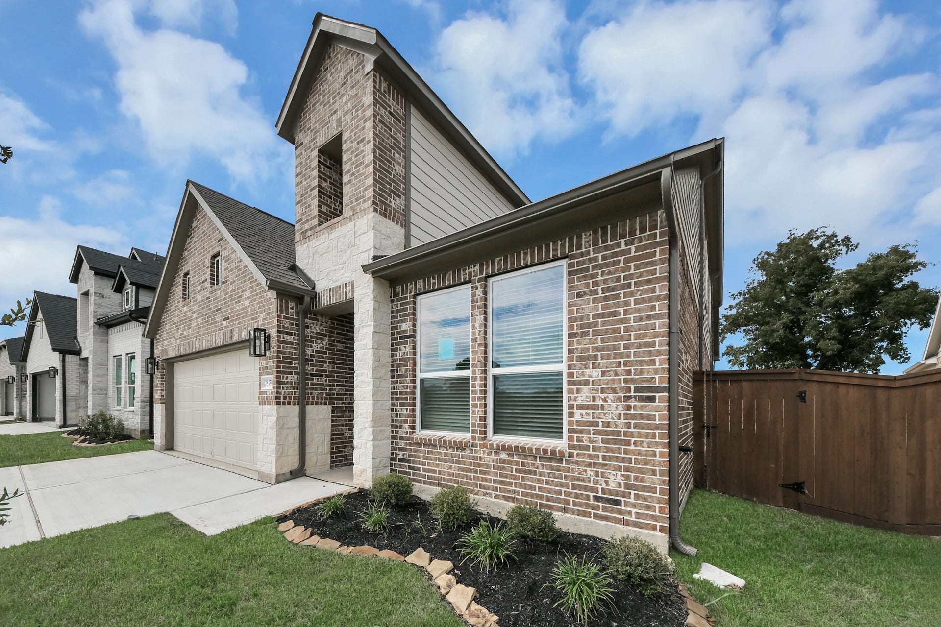26359 Viva Drive, Magnolia, TX 77355 26359 Viva Drive, Magnolia, TX 77355