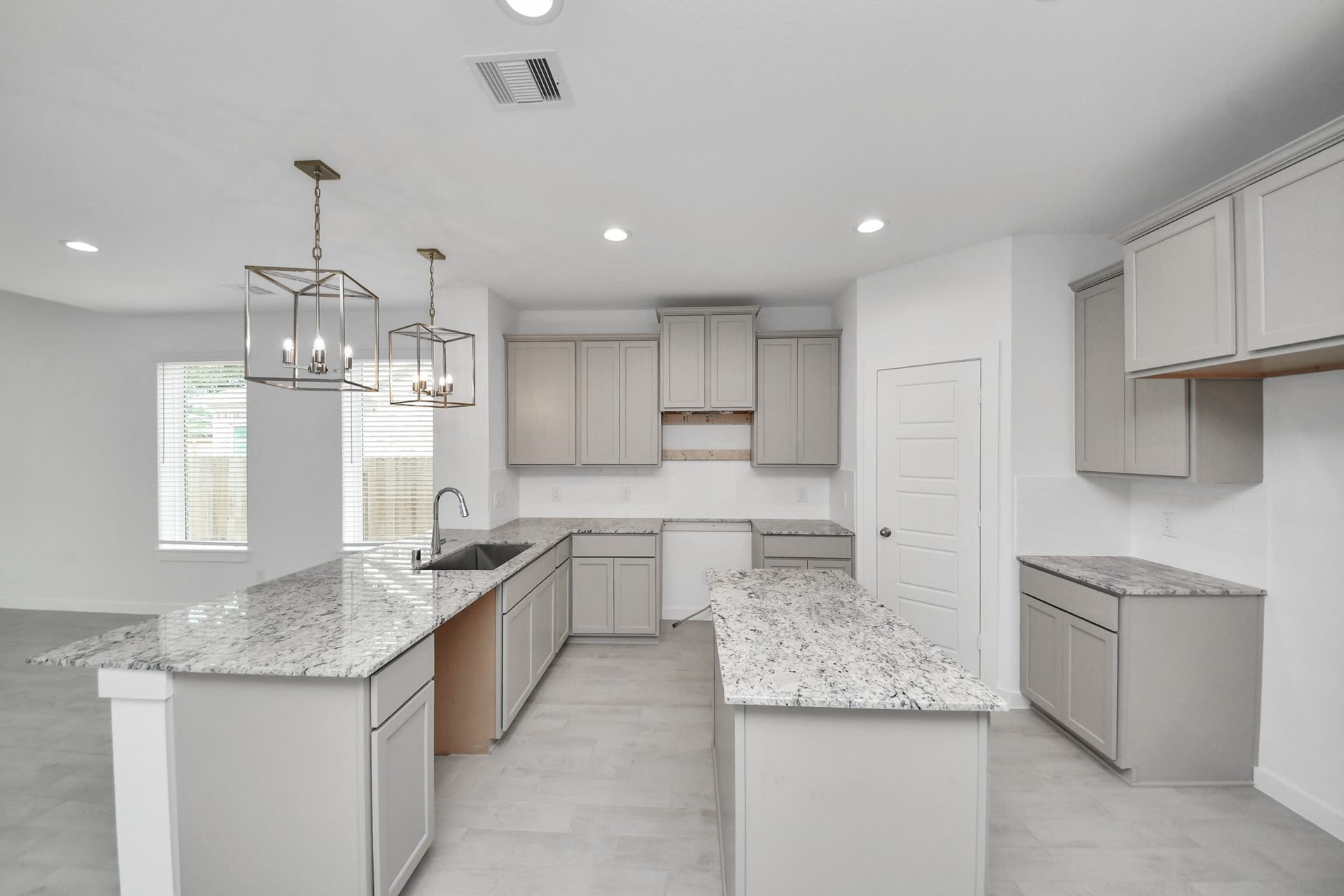26359 Viva Drive, Magnolia, TX 77355 26359 Viva Drive, Magnolia, TX 77355