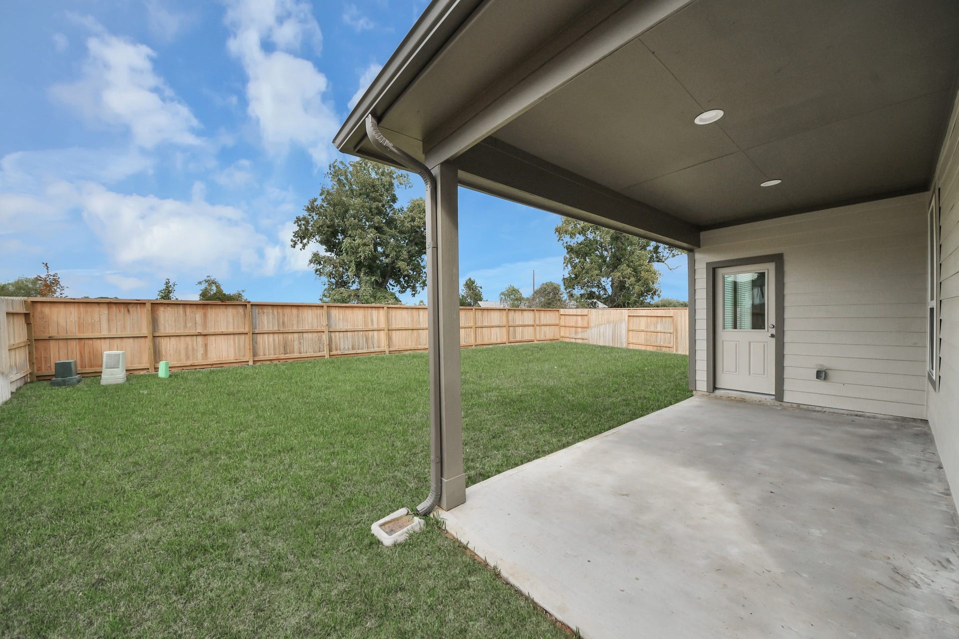 26359 Viva Drive, Magnolia, TX 77355 26359 Viva Drive, Magnolia, TX 77355