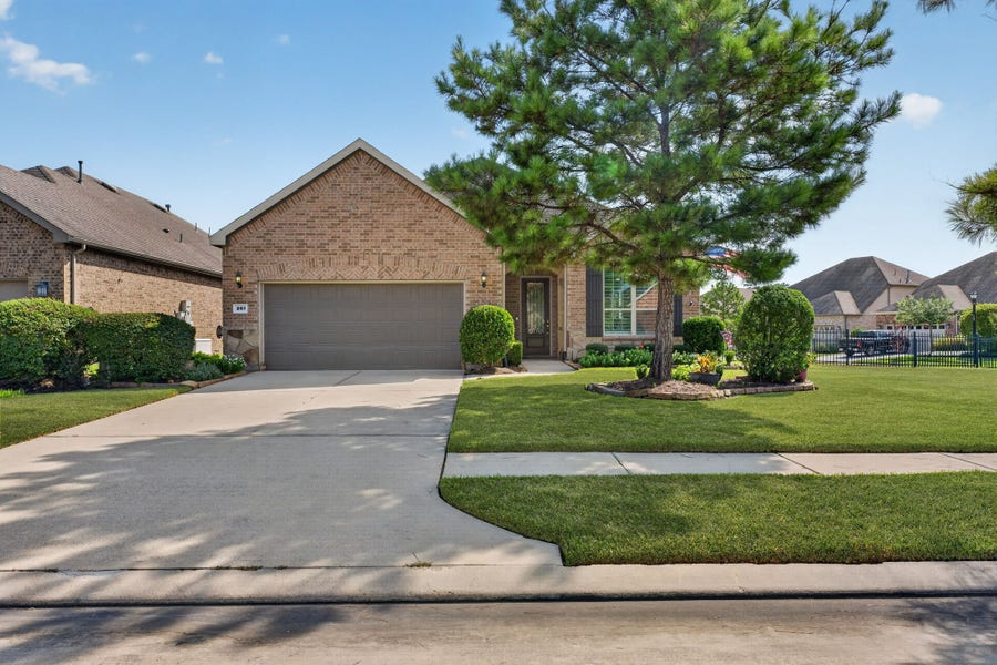 Property photo for 261 Palomino Court, Spring, TX