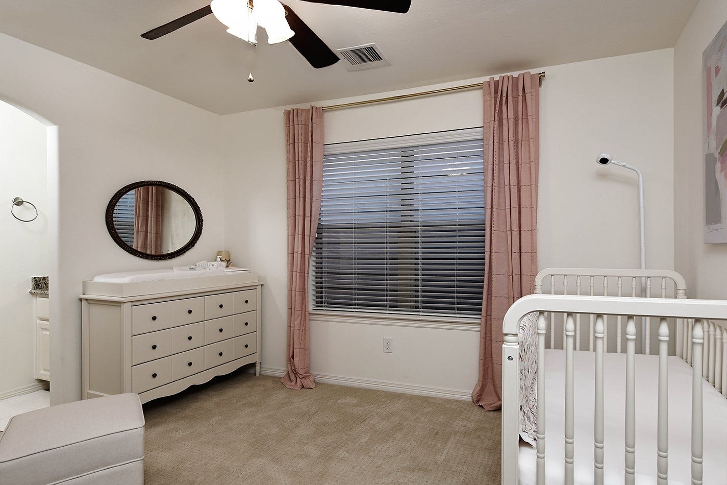 1046 W 26th Street, Houston, TX 77008 1046 W 26th Street, Houston, TX 77008