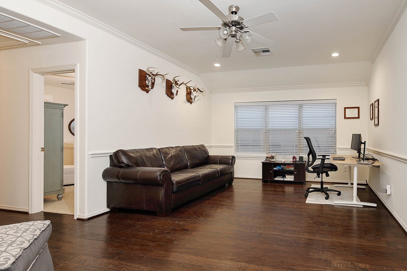 1046 W 26th Street, Houston, TX 77008 1046 W 26th Street, Houston, TX 77008