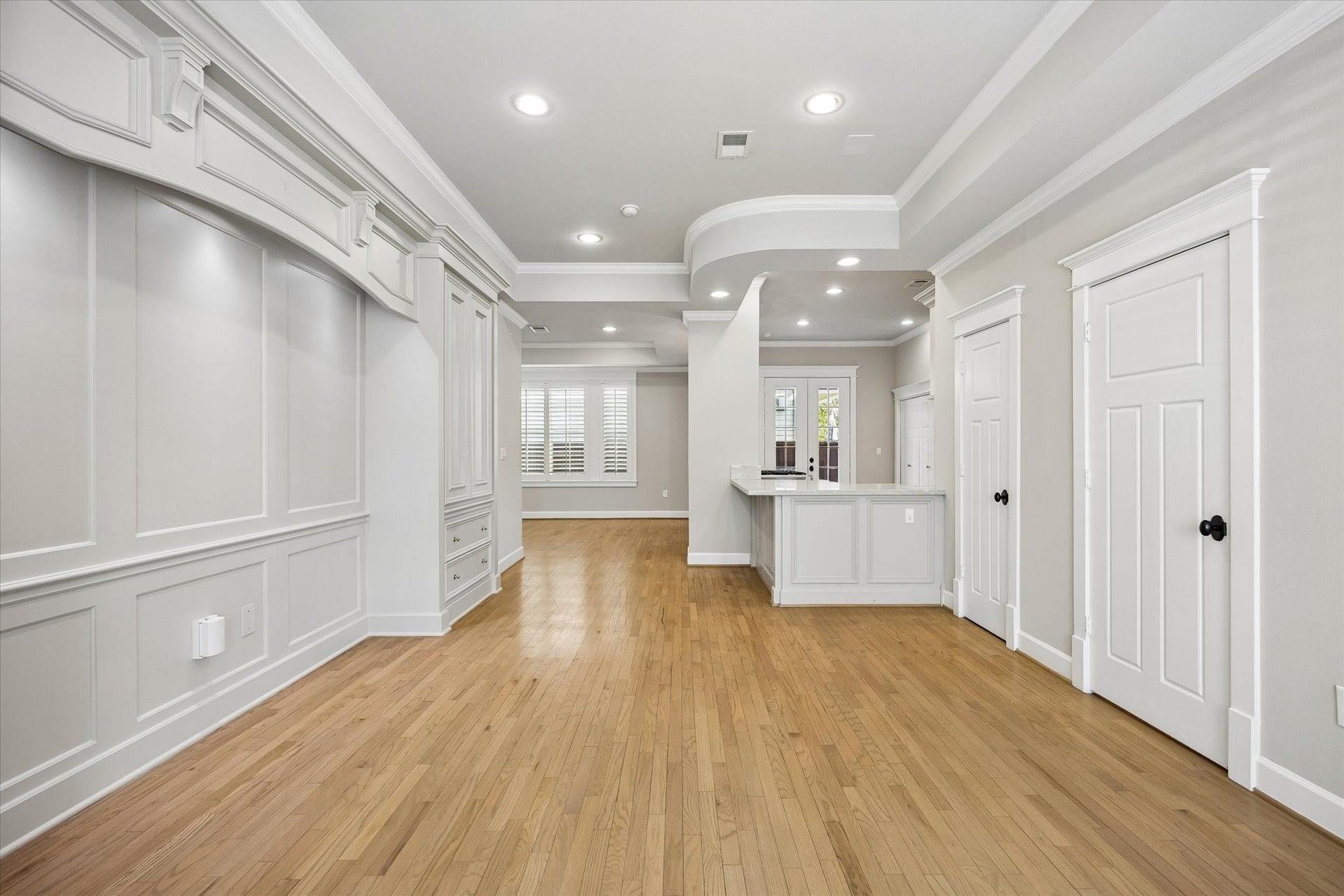 325 E 24th Street, #2, Houston, TX 77008