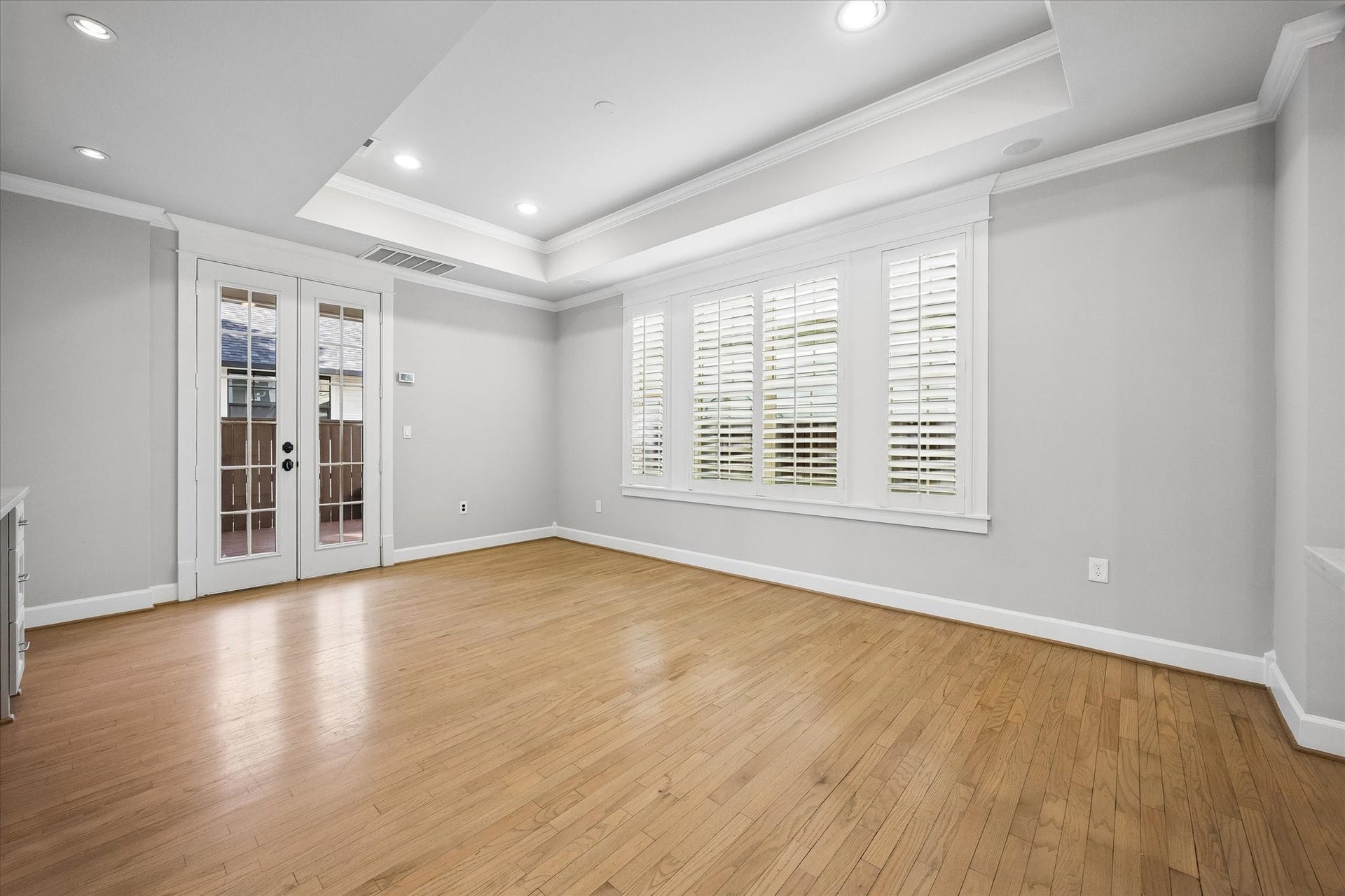 325 E 24th Street, #2, Houston, TX 77008