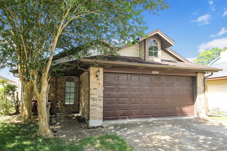 Property photo for 11614 Gullwood, Houston, TX