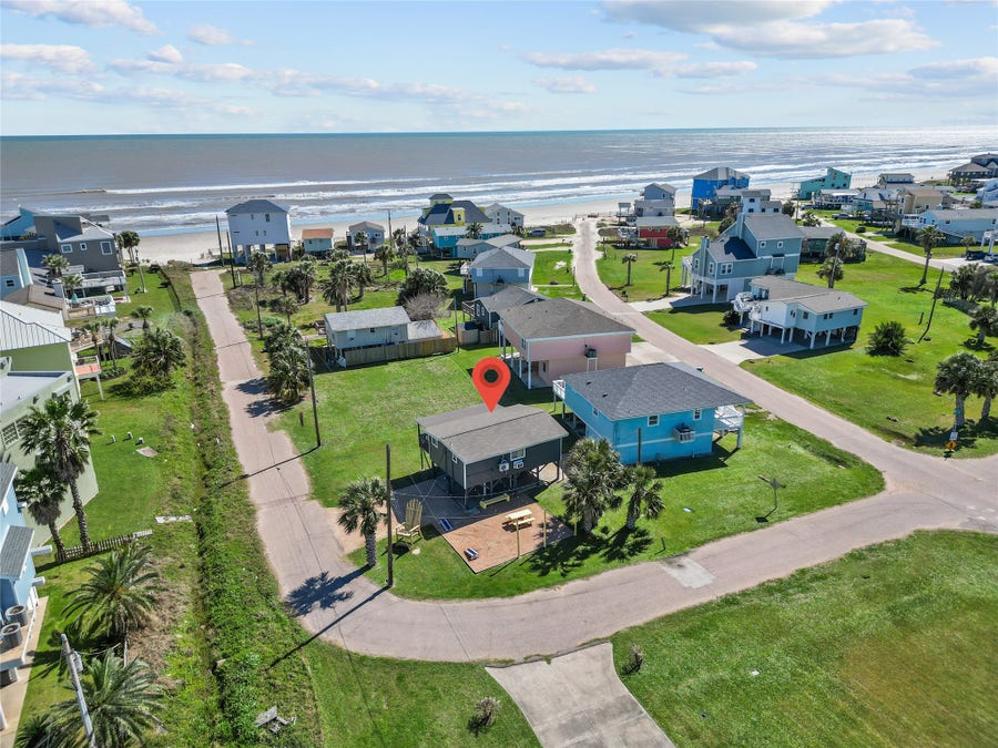 Property photo for 14103 Duncan Way, Galveston, TX