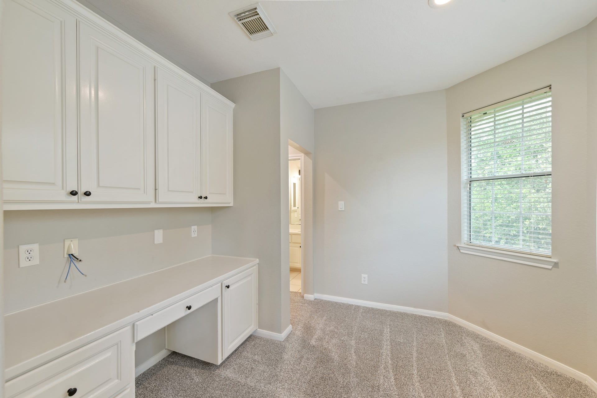 2610 W Bainbridge Circle, Pearland, TX 77584 2610 W Bainbridge Circle, Pearland, TX 77584
