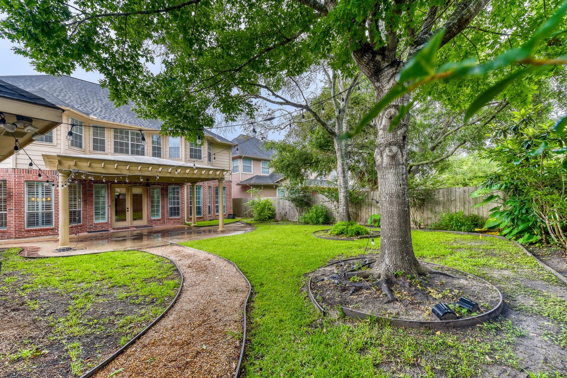 2610 W Bainbridge Circle, Pearland, TX 77584 2610 W Bainbridge Circle, Pearland, TX 77584