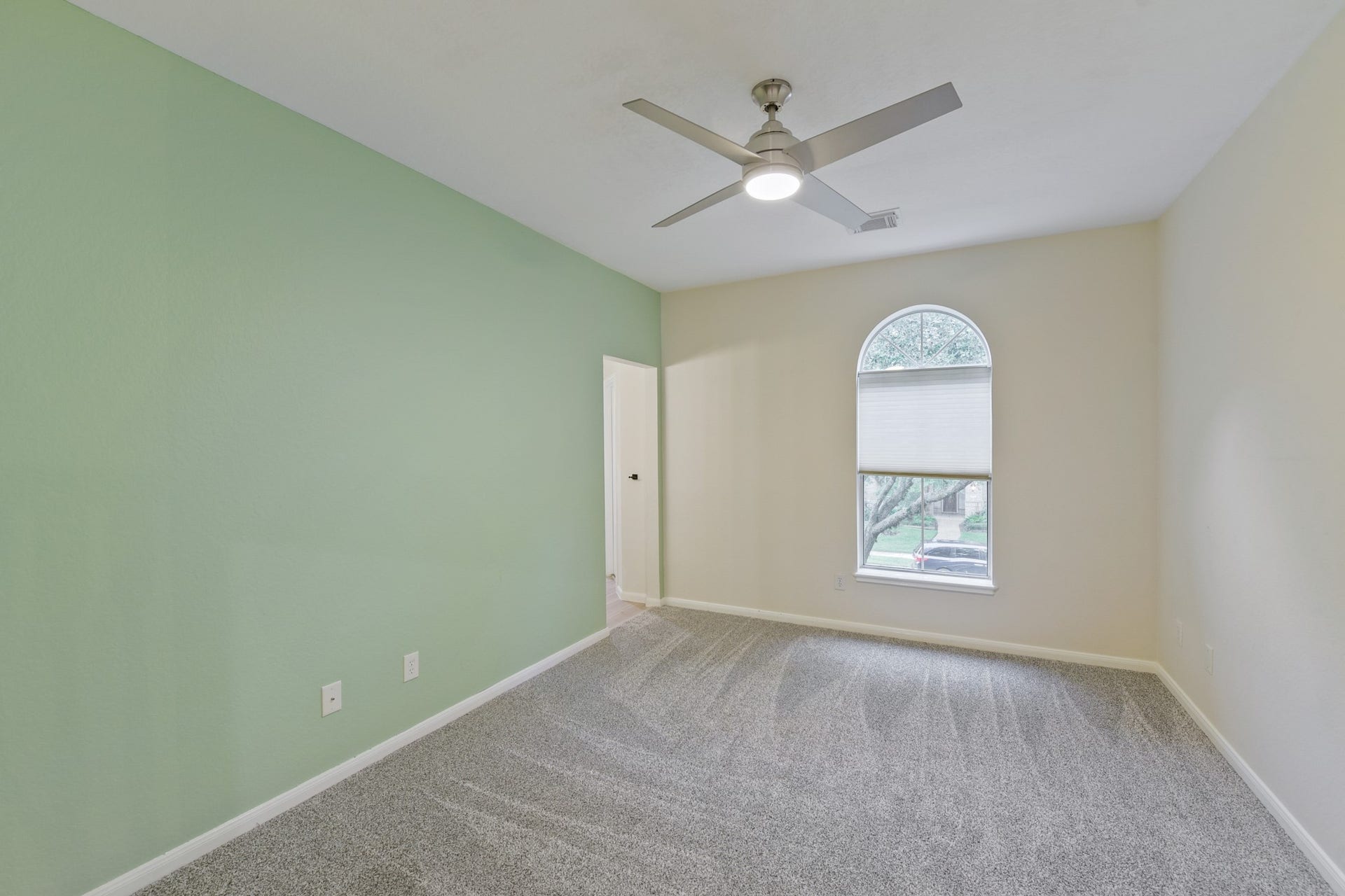 2610 W Bainbridge Circle, Pearland, TX 77584 2610 W Bainbridge Circle, Pearland, TX 77584