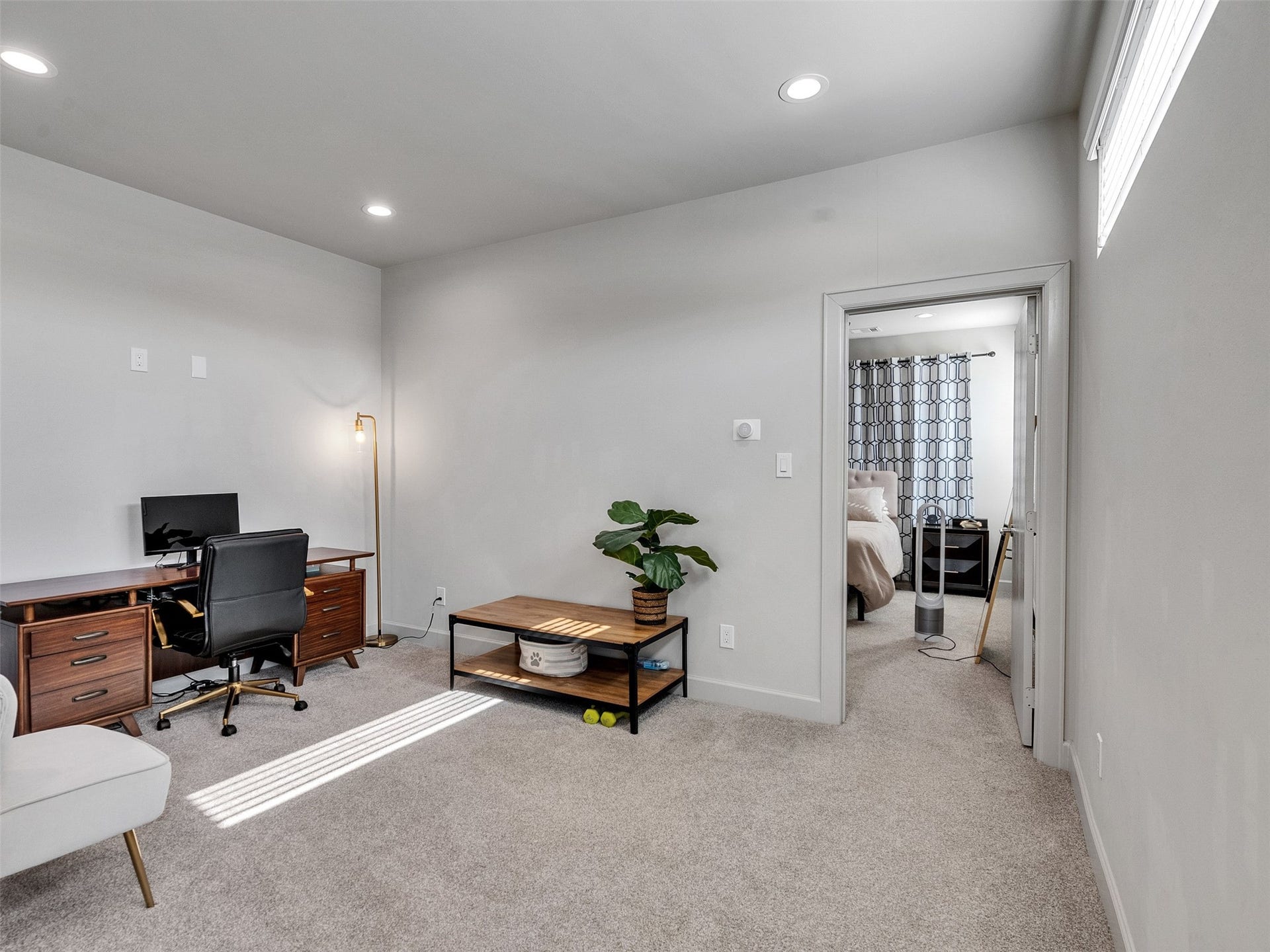 Looking for a cozy media room?  This is it!