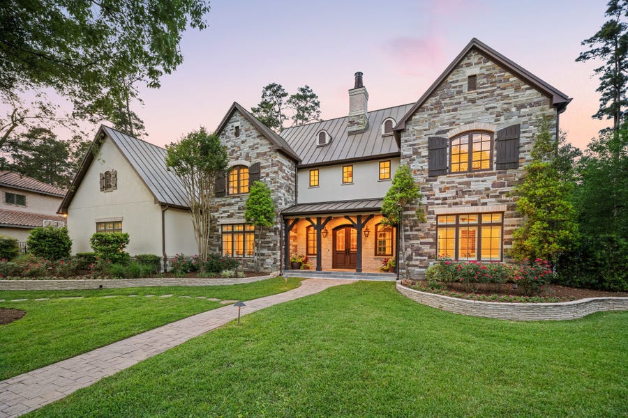 Property photo for 15 Sterling Dale Place, The Woodlands, TX