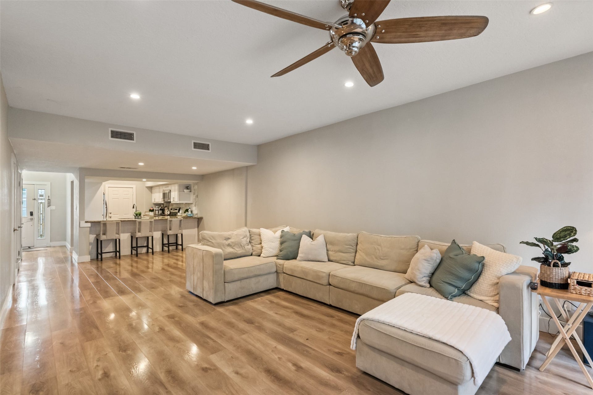2019 Lakewood Court, Willis, TX 77318 2019 Lakewood Court, Willis, TX 77318