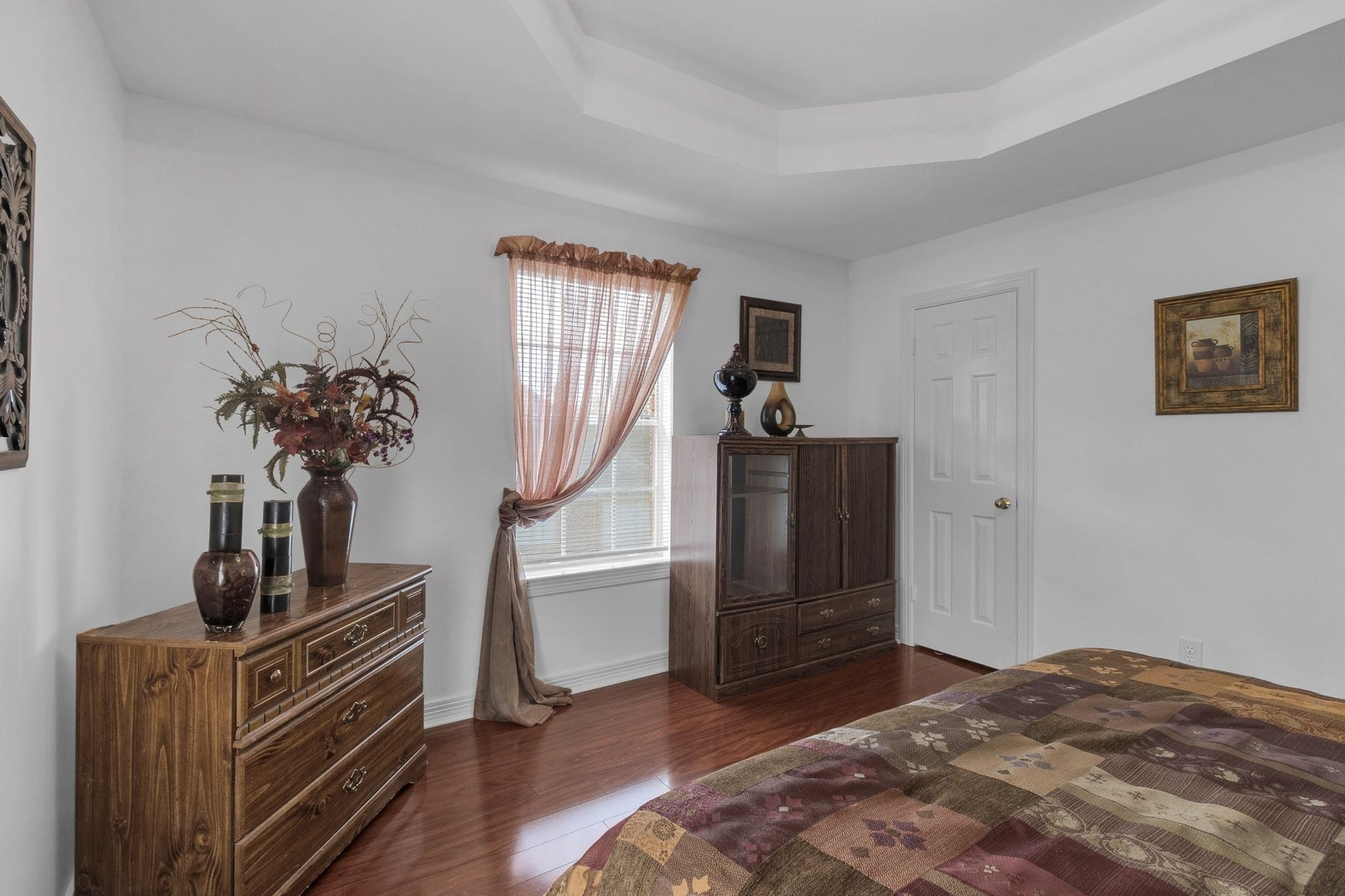 4410 Heatherwilde Street, Sugar Land, TX 77479 4410 Heatherwilde Street, Sugar Land, TX 77479