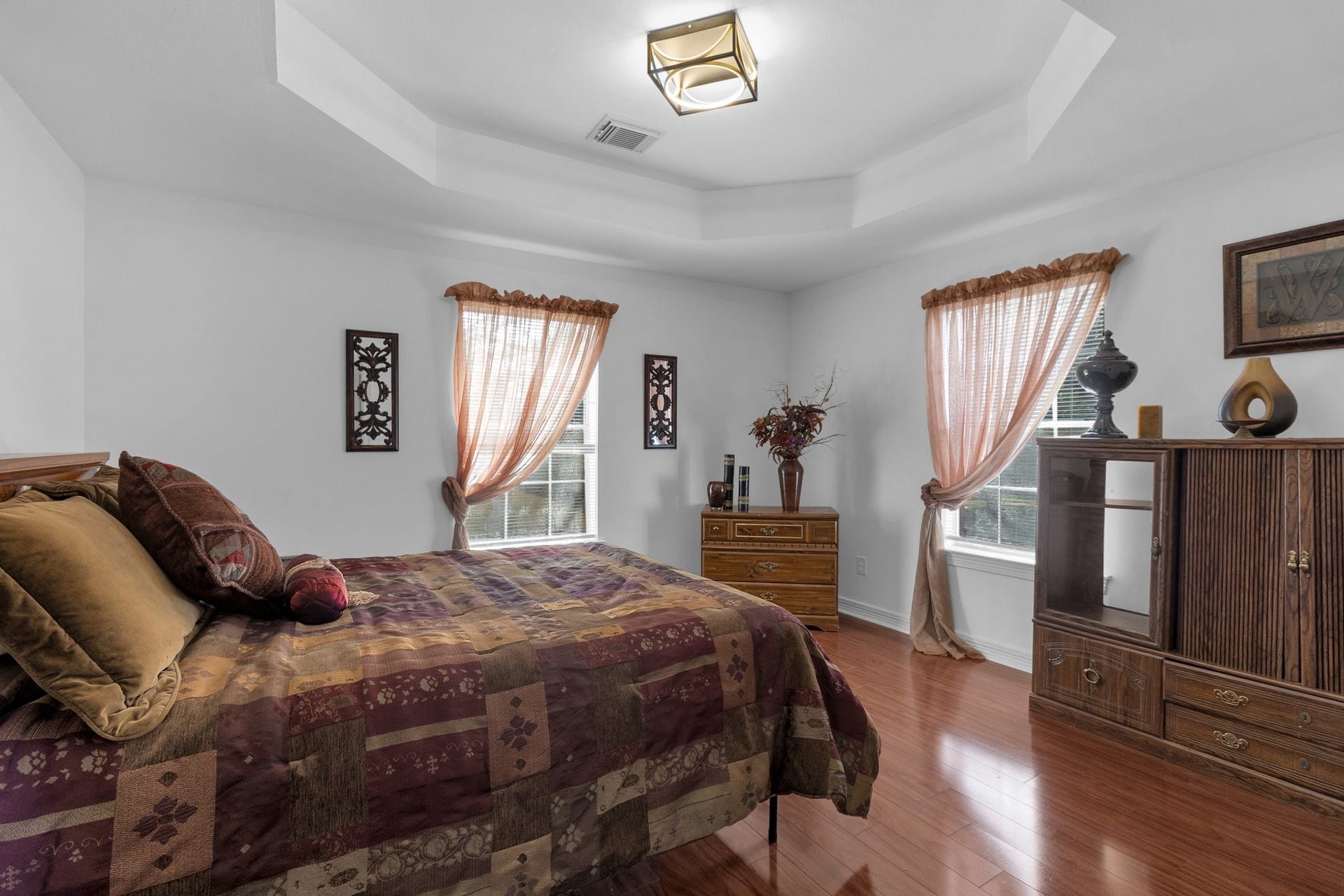 4410 Heatherwilde Street, Sugar Land, TX 77479 4410 Heatherwilde Street, Sugar Land, TX 77479