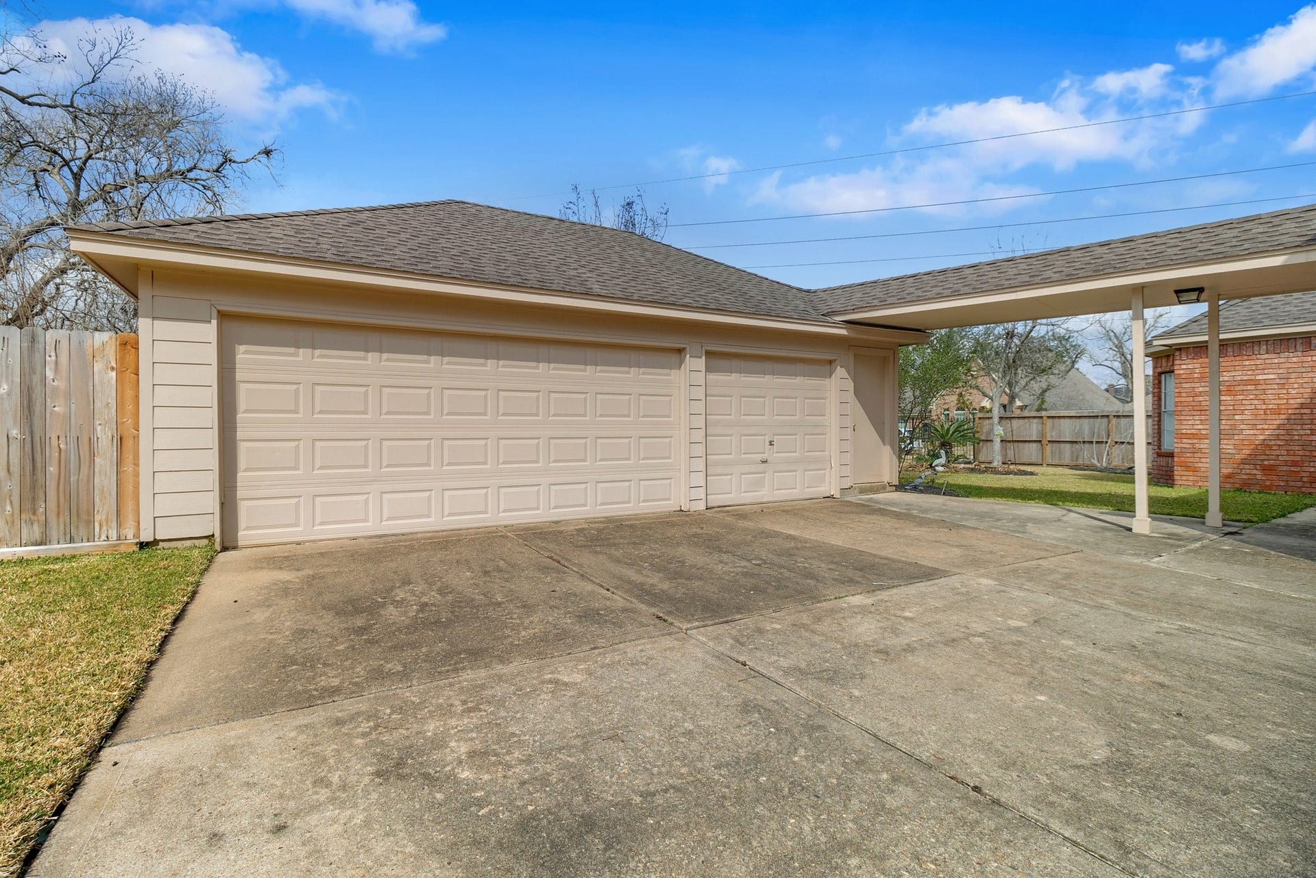 4410 Heatherwilde Street, Sugar Land, TX 77479 4410 Heatherwilde Street, Sugar Land, TX 77479