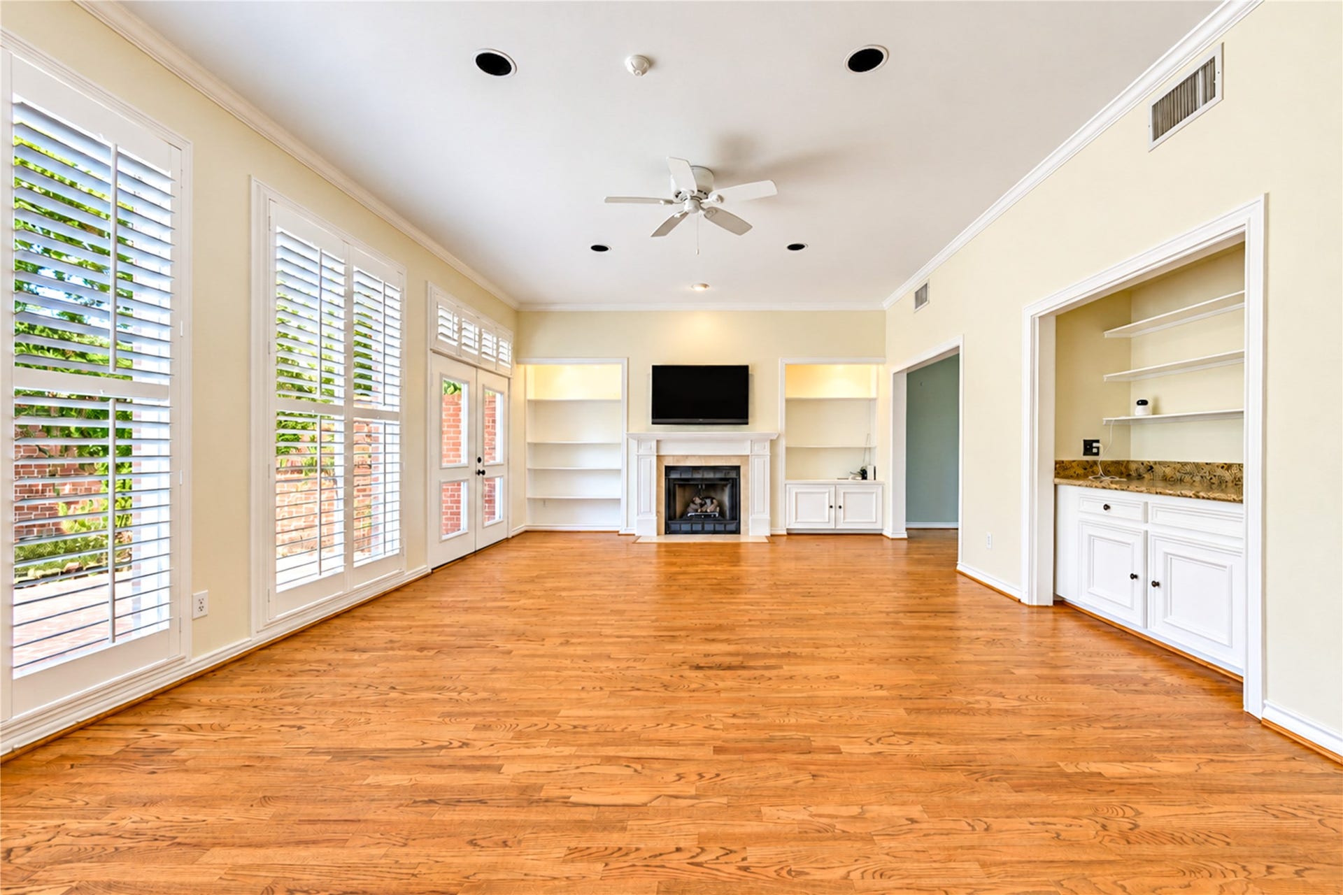 1801 Potomac Drive, #A, Houston, TX 77057 1801 Potomac Drive, #A, Houston, TX 77057