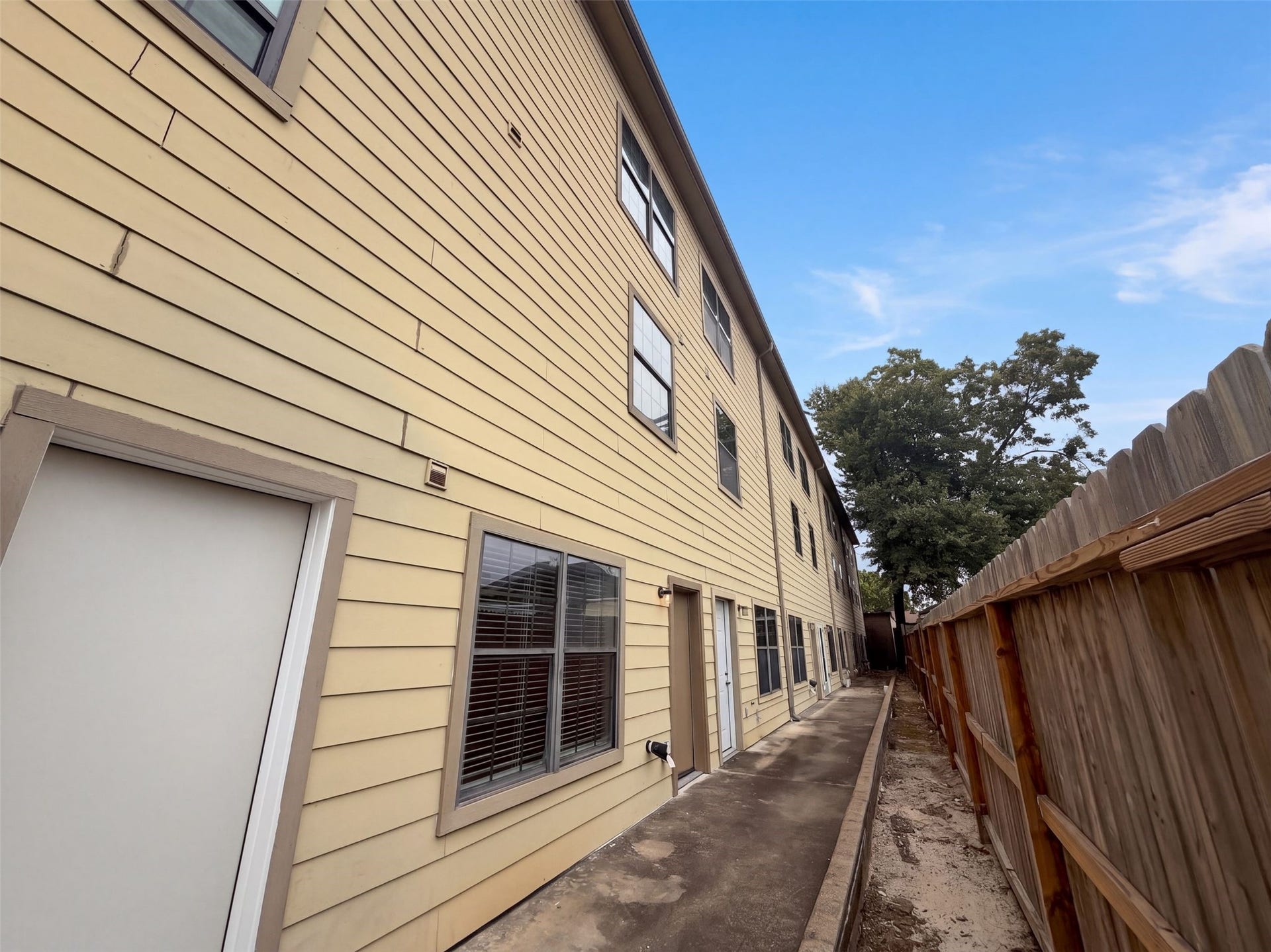 310 S Jensen Drive, #2, Houston, TX 77003