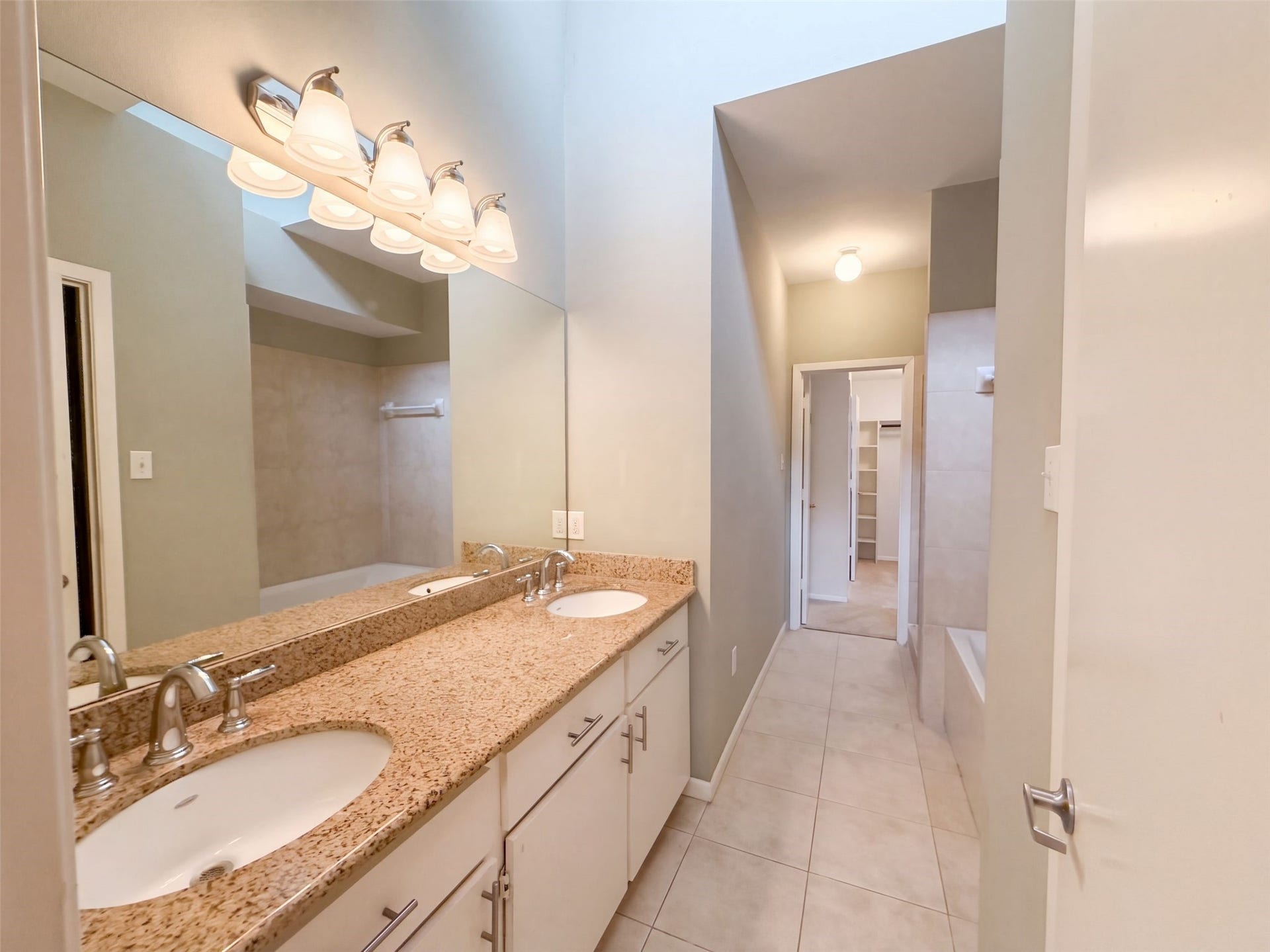 310 S Jensen Drive, #2, Houston, TX 77003