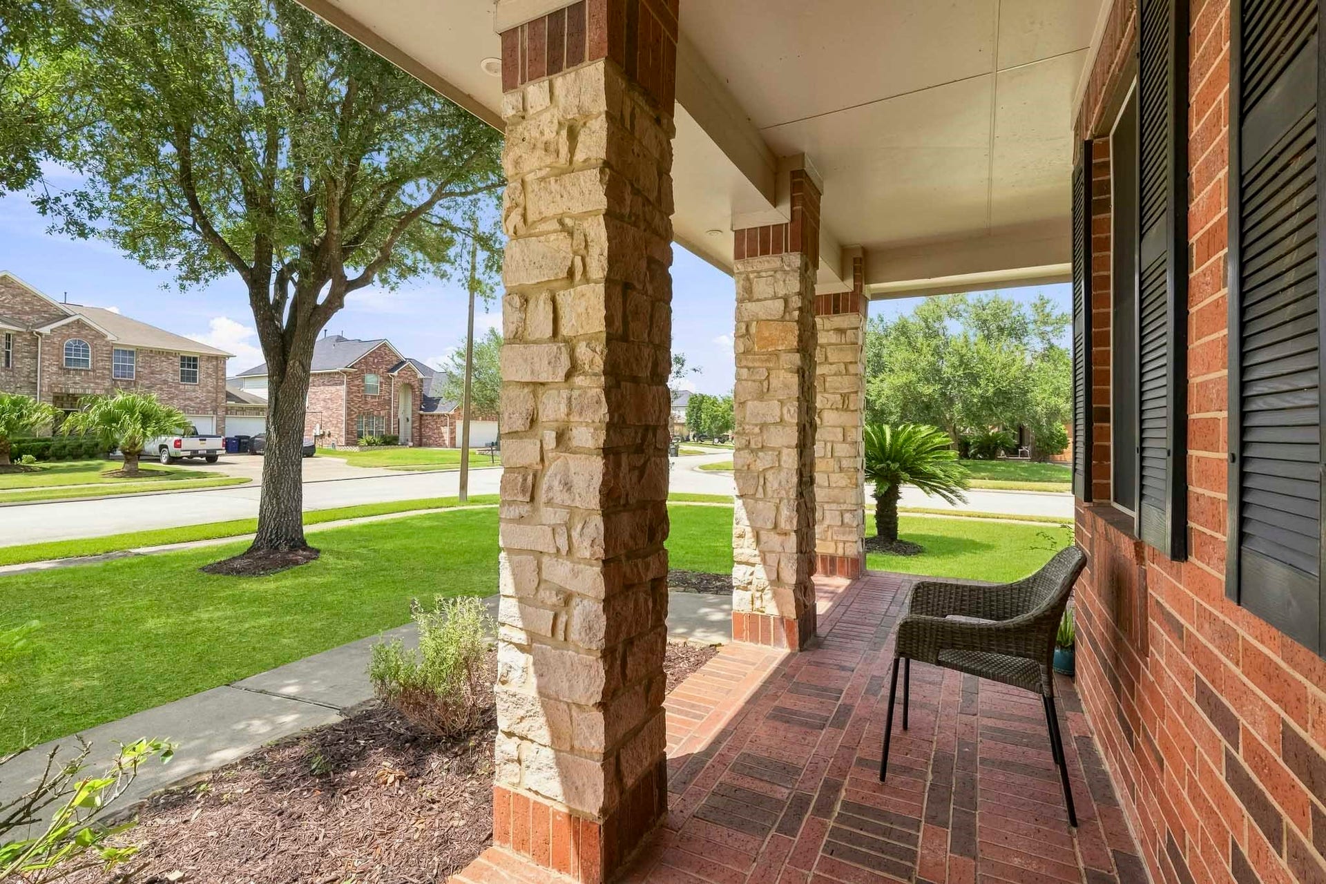 125 Avery Springs Lane, Dickinson, TX 77539 125 Avery Springs Lane, Dickinson, TX 77539